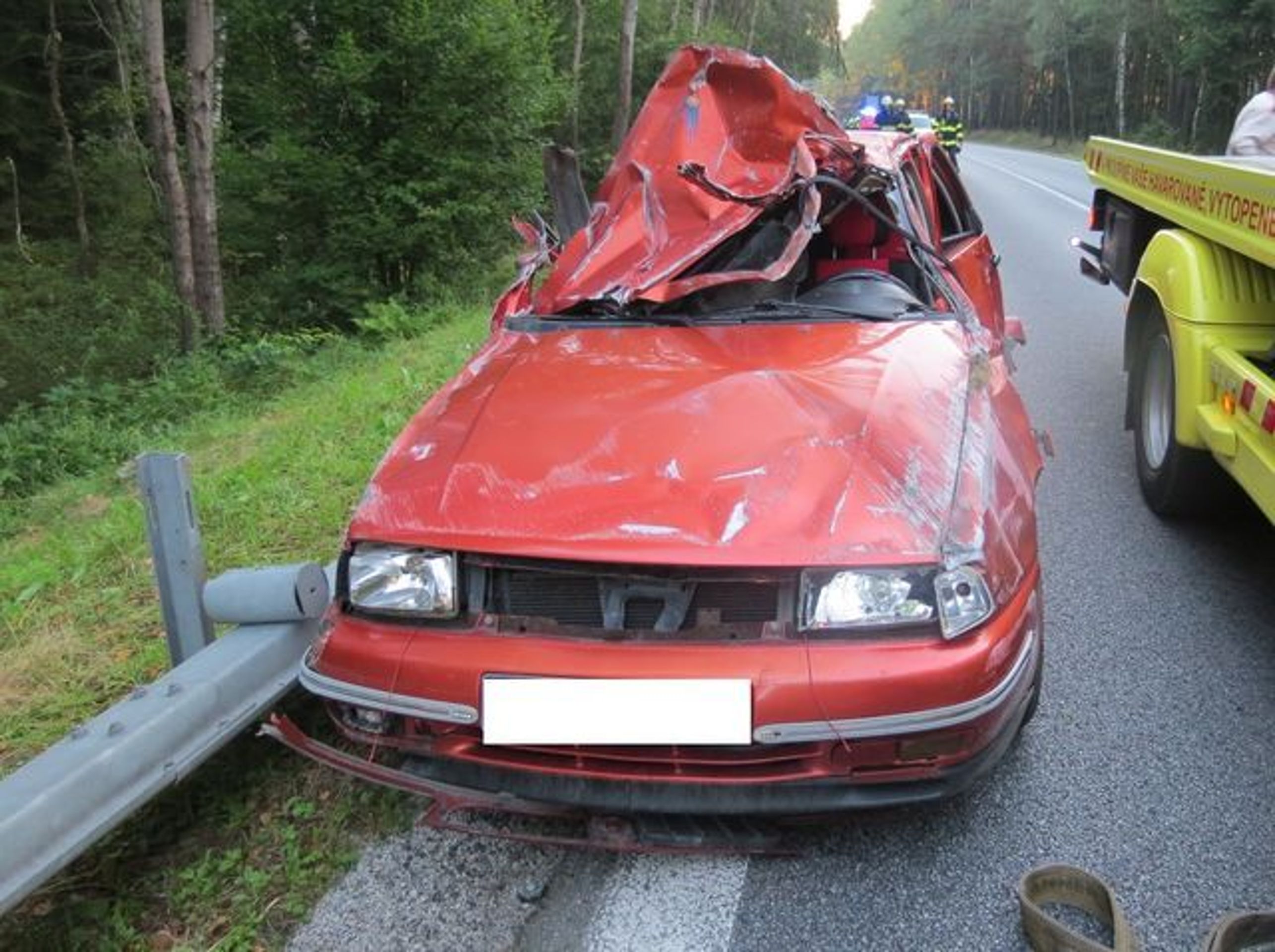Smrtelná dopravní nehoda na Českokrumlovsku - 4 - GALERIE: Smrtelná dopravní nehoda na Českokrumlovsku (4/5)