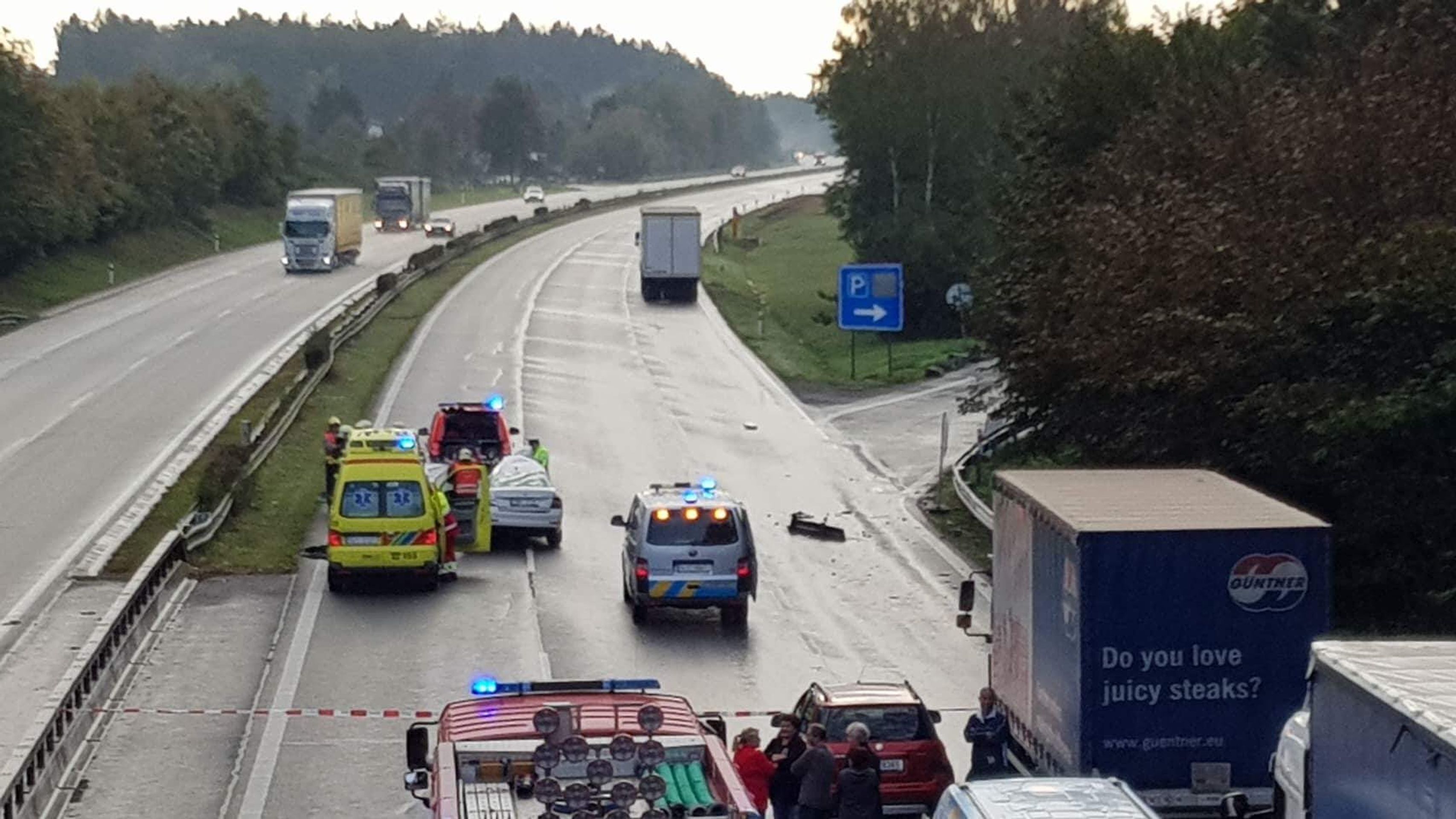 Kolona na dálnici D1 - GALERIE: Tragická nehoda na D1 (4/4)