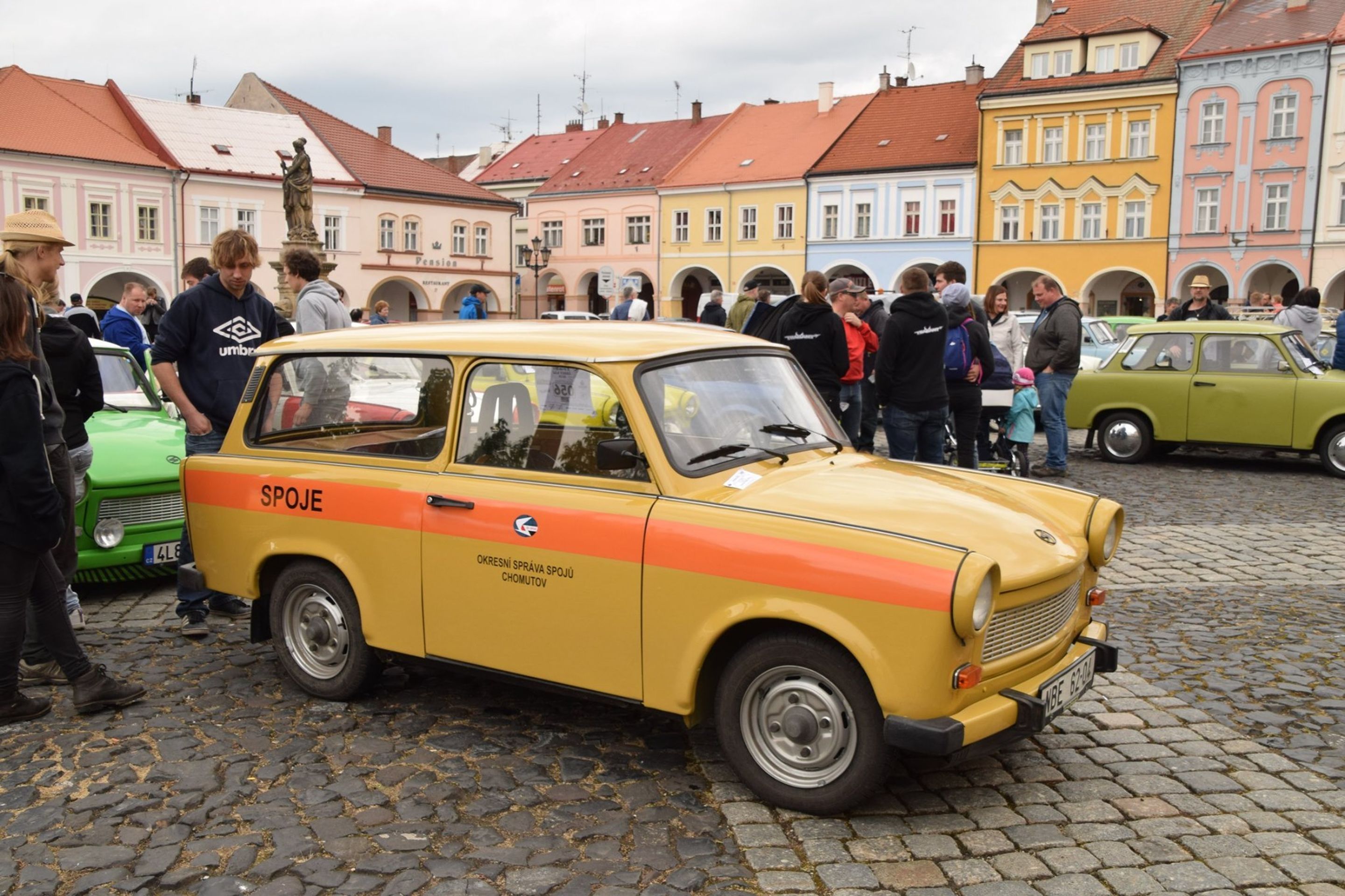 Legendární Trabant ve všemožných úpravách - 36 - Fotogalerie: Prohlédněte si trabanty ve všemožných úpravách (2/18)