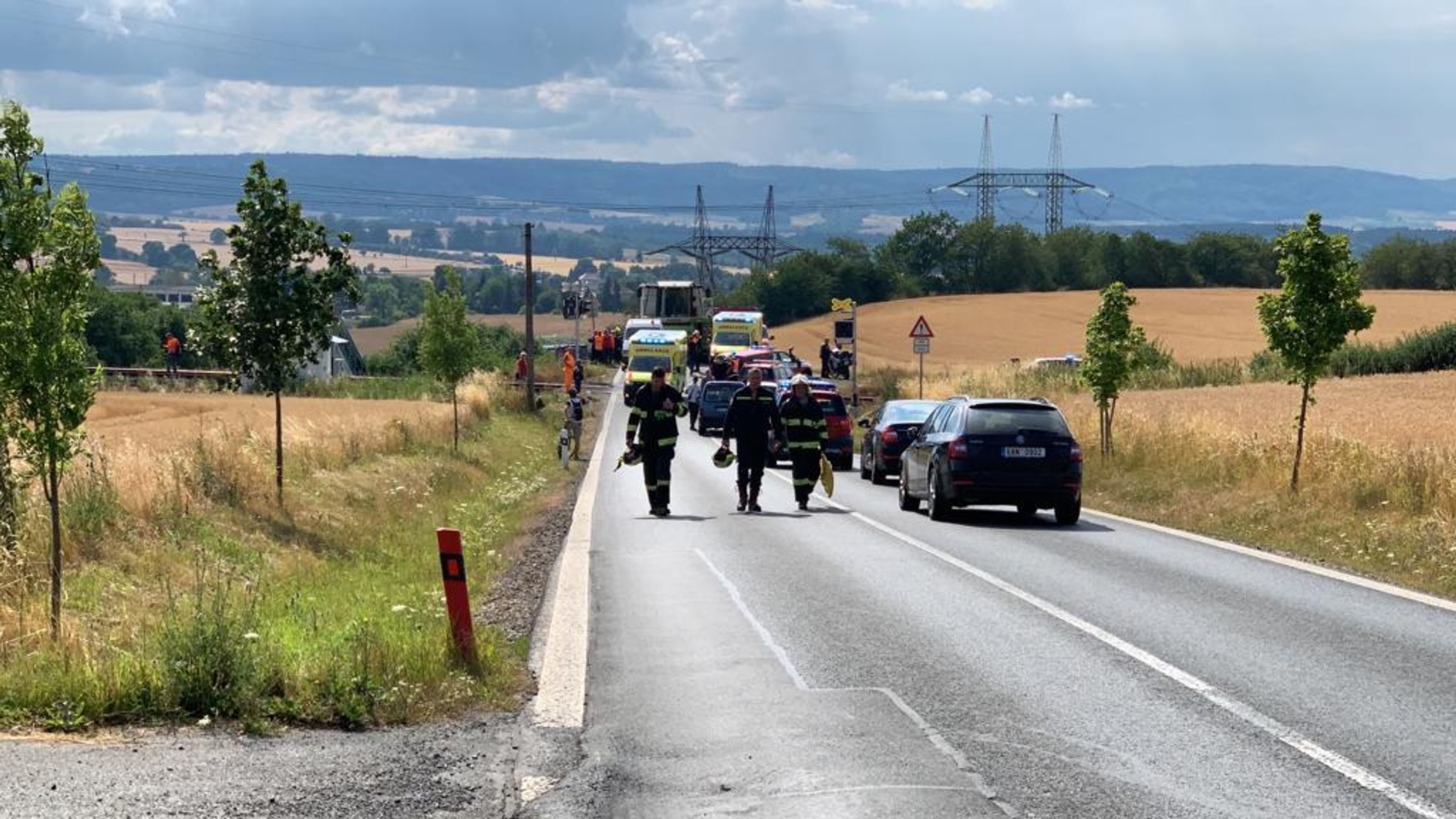 Srážka vlaku s dodávkou na Rakovnicku - 4 - GALERIE: Tragická nehoda na přejezdu u obce Příčina (8/11)