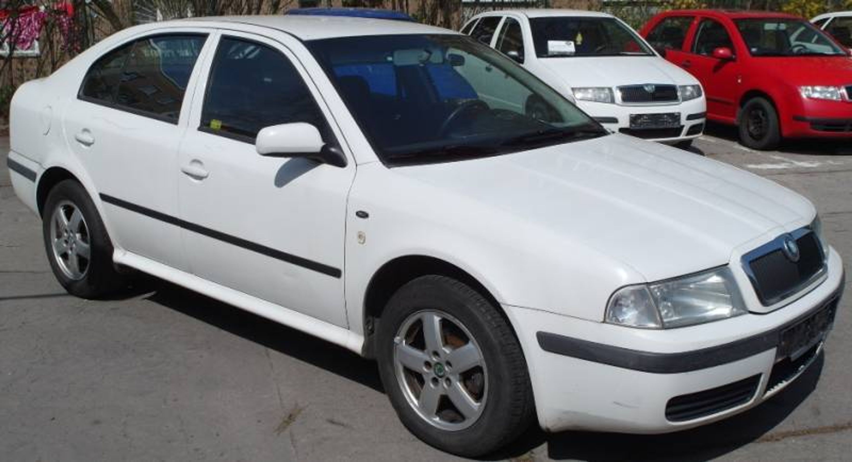 Škoda Octavia 1.6 - Galerie: Prodej aut Ministerstva vnitra (2/11)