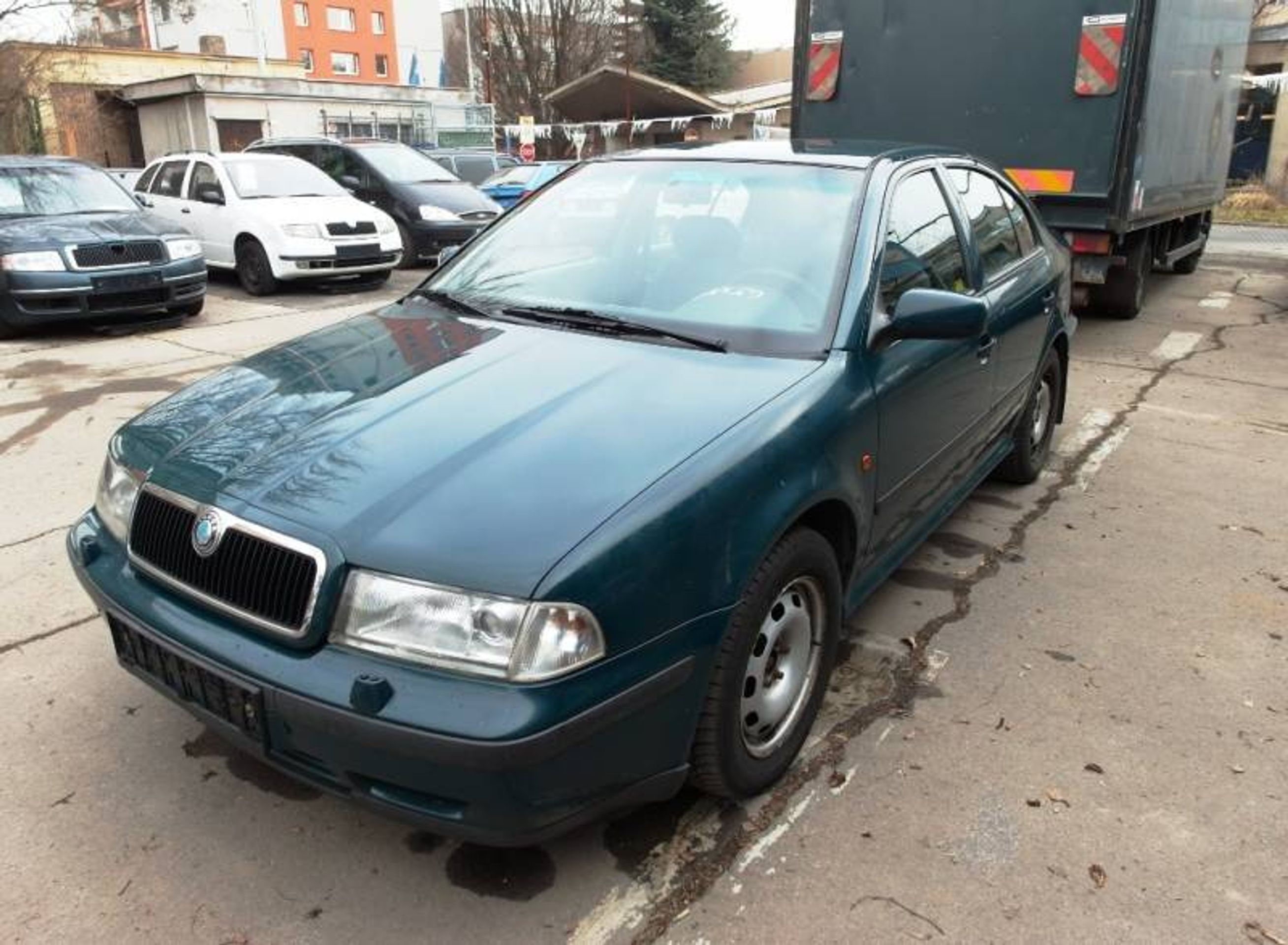 Ministerstvo vnitra prodává majetek - 2 - GALERIE: Ministerstvo vnitra prodává majetek (1/12)