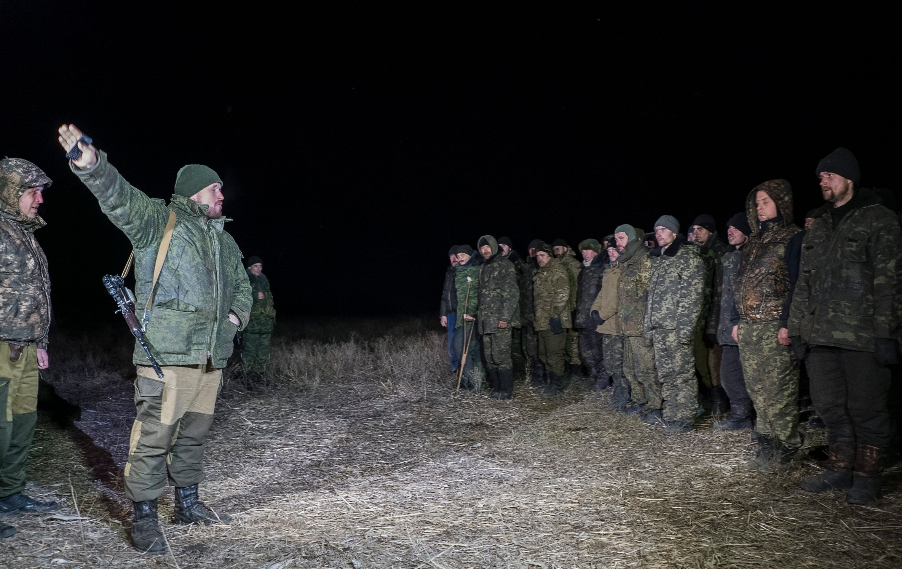 Ukrajina: Výměna zajatců mezi armádou a separatisty - 3 - Ukrajina: Výměna zajatců mezi armádou a separatisty (3/6)