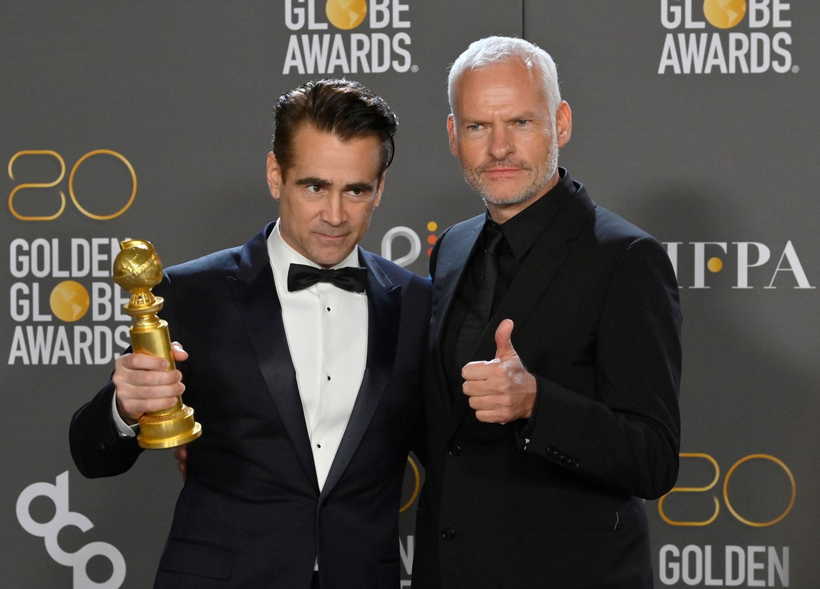 Colin Farrell a Martin McDonagh - Zlaté glóby 2023 (2/10)