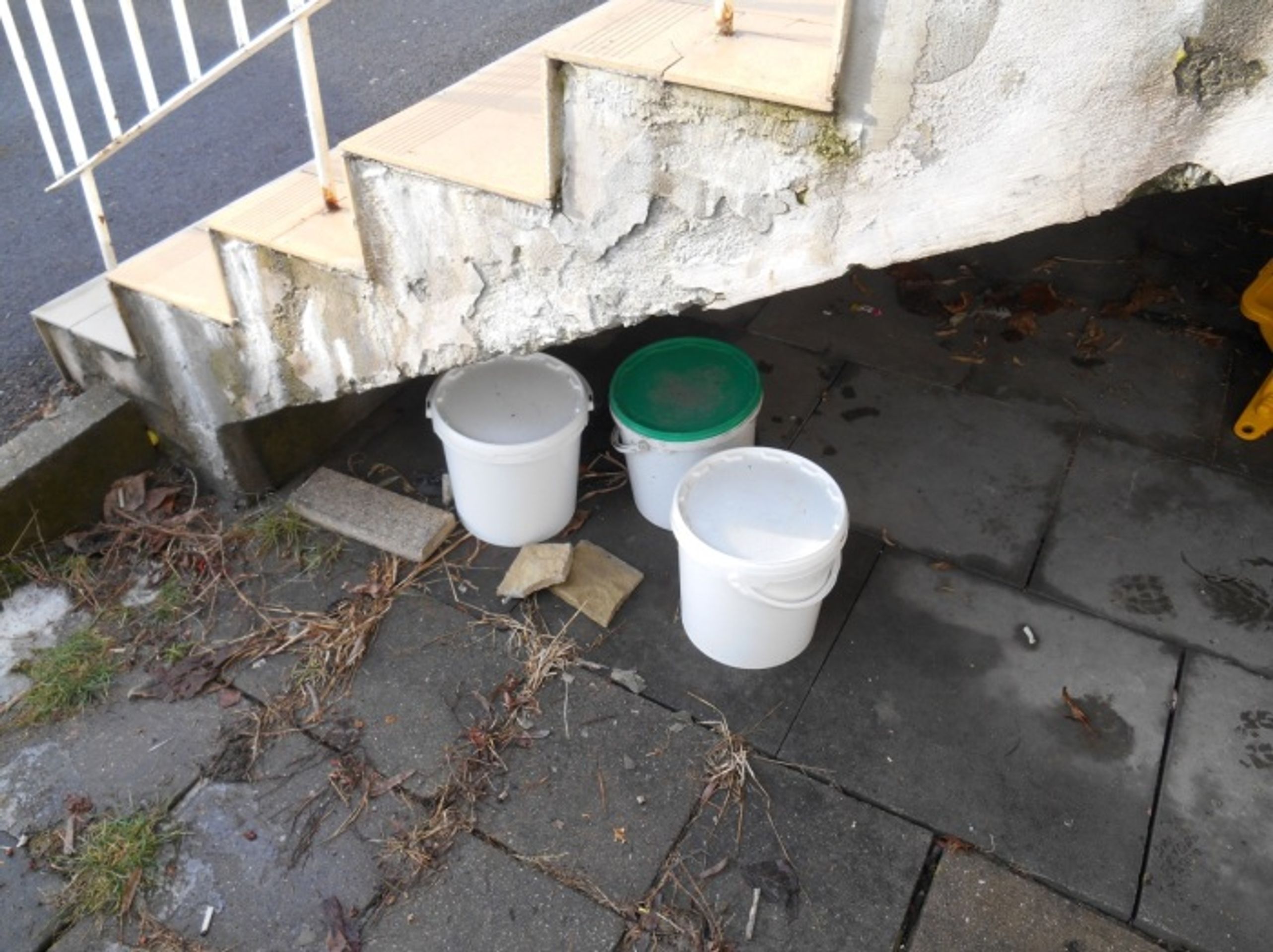 Nevhodně navržené úložiště odpadů - GALERIE: Inspekce hygieniků odhalila výrazné nedostatky (6/18)