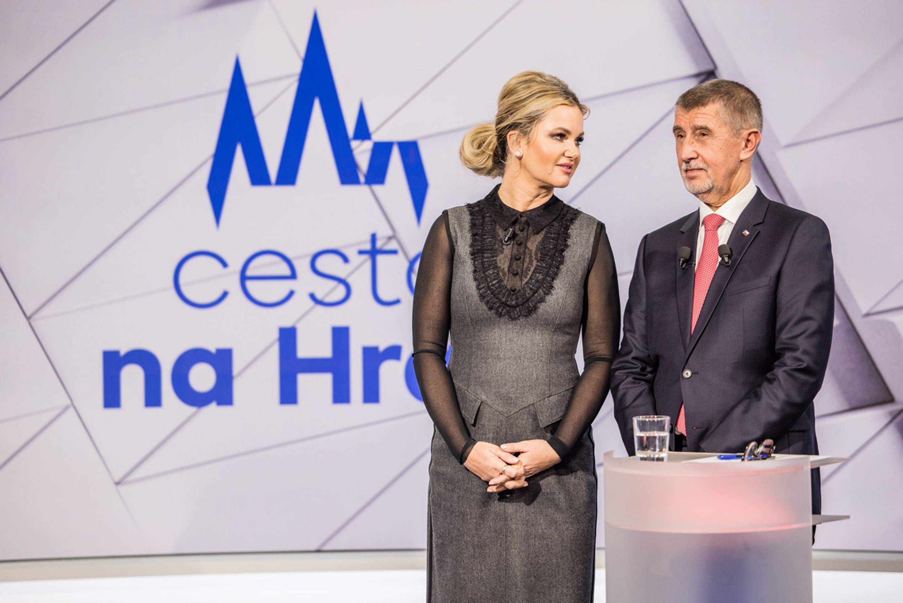 Debata kandidátů (16) - Debata kandidátů (17/17)