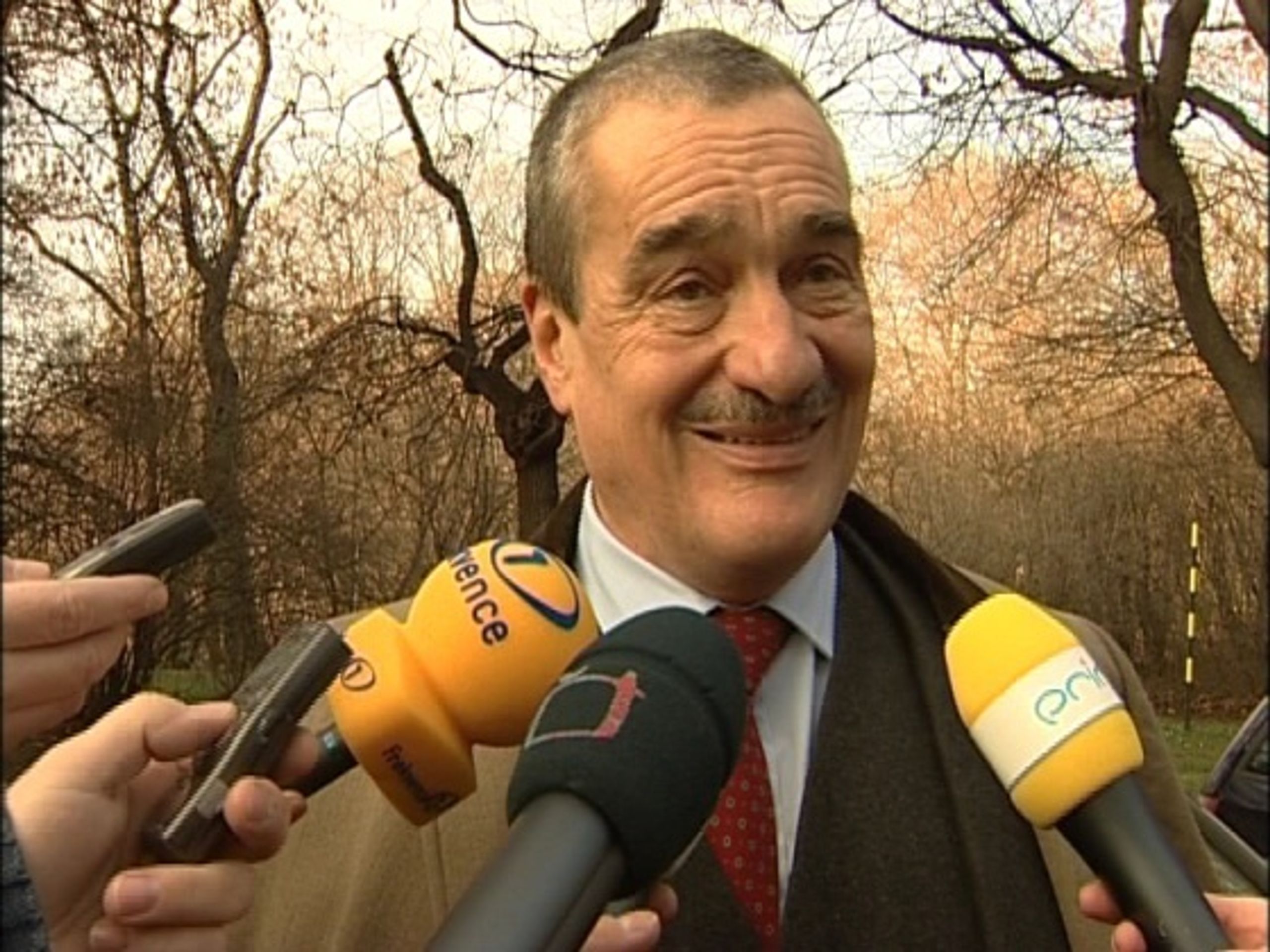 Karel Schwarzenberg - ČSSD považuje funkci vicepremiera za zbytečnou (2/2)