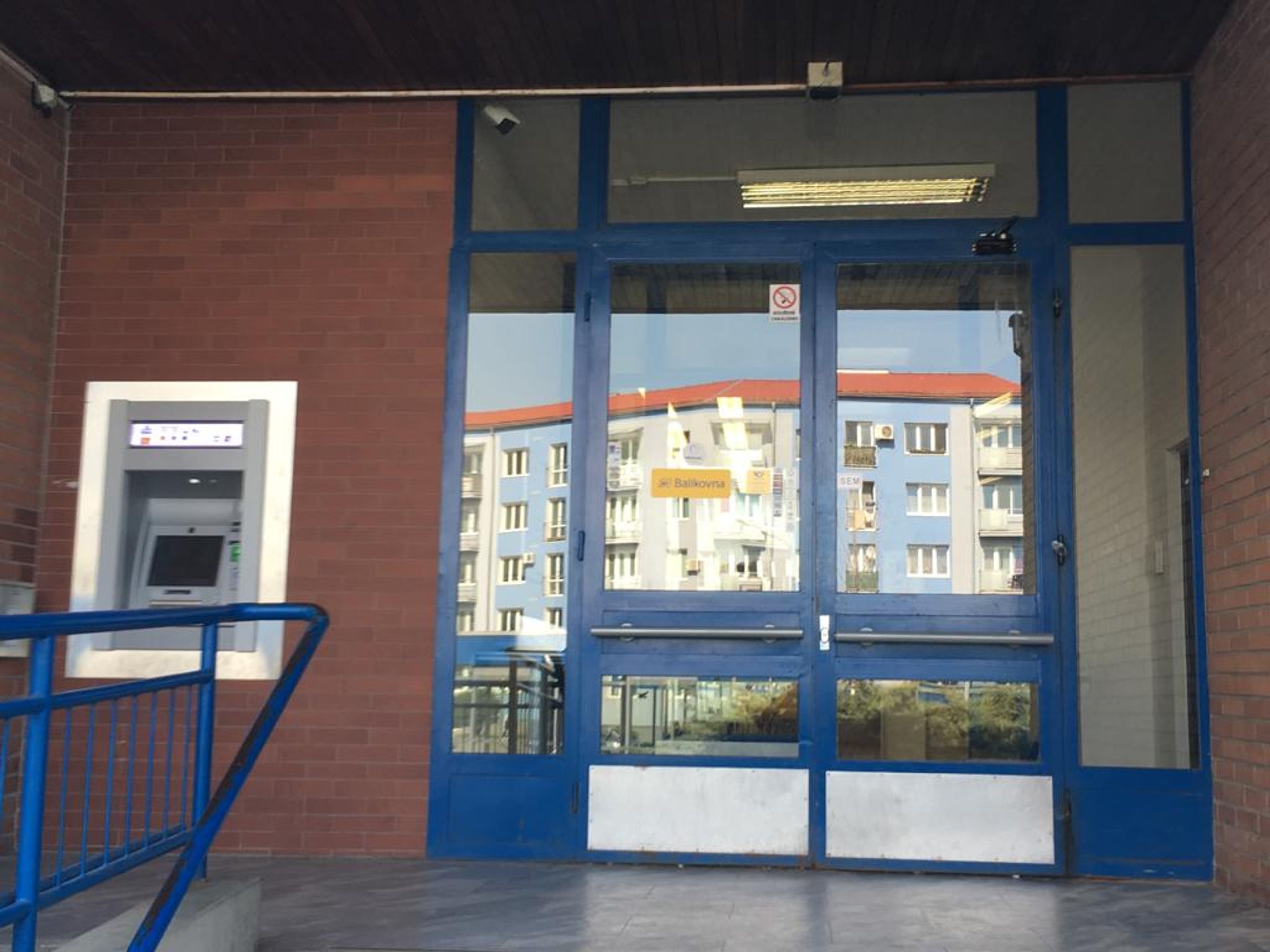 Přepadená pošta v Olomouci - GALERIE: Přepadení na poště v Olomouci (3/5)