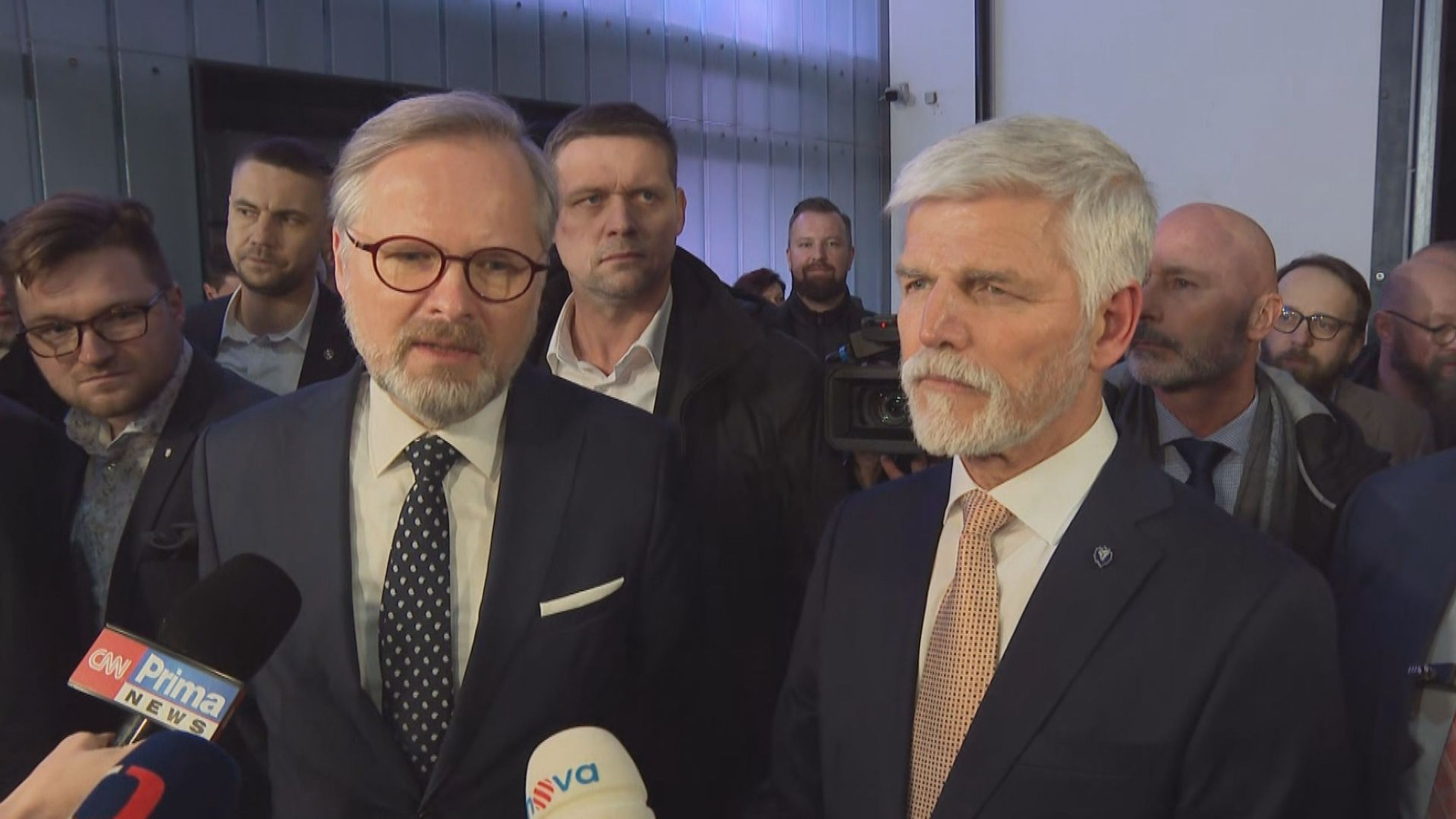 Premiér Petr Fiala (ODS) a generál Petr Pavel - Druhé kolo prezidentských voleb (1/35)