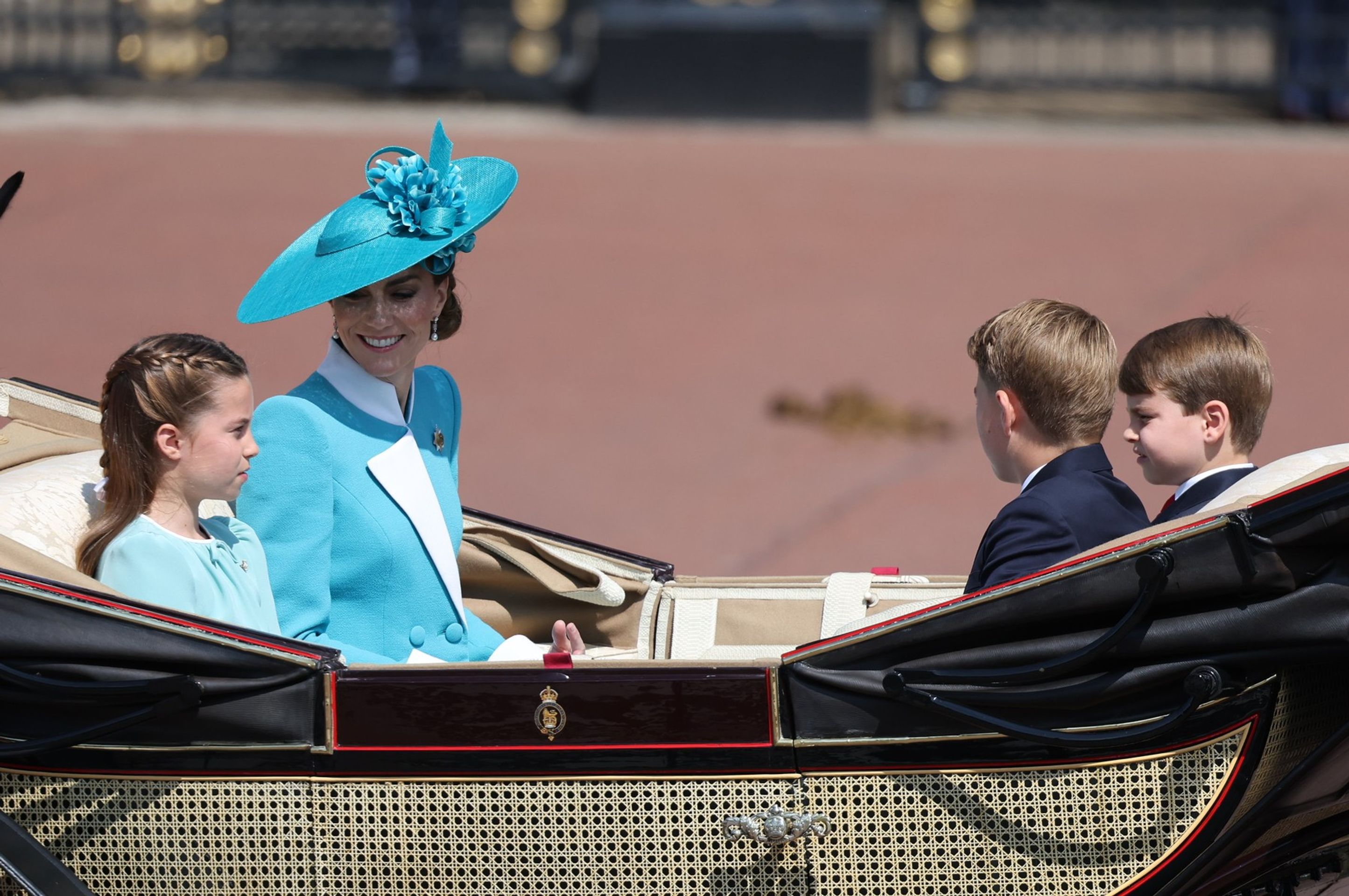 Kate a Charlotte na oslavě narozenin Karla III. (14. 6. 2025) - Královská přehlídka Trooping the Colour (14. 6. 2025) (11/14)