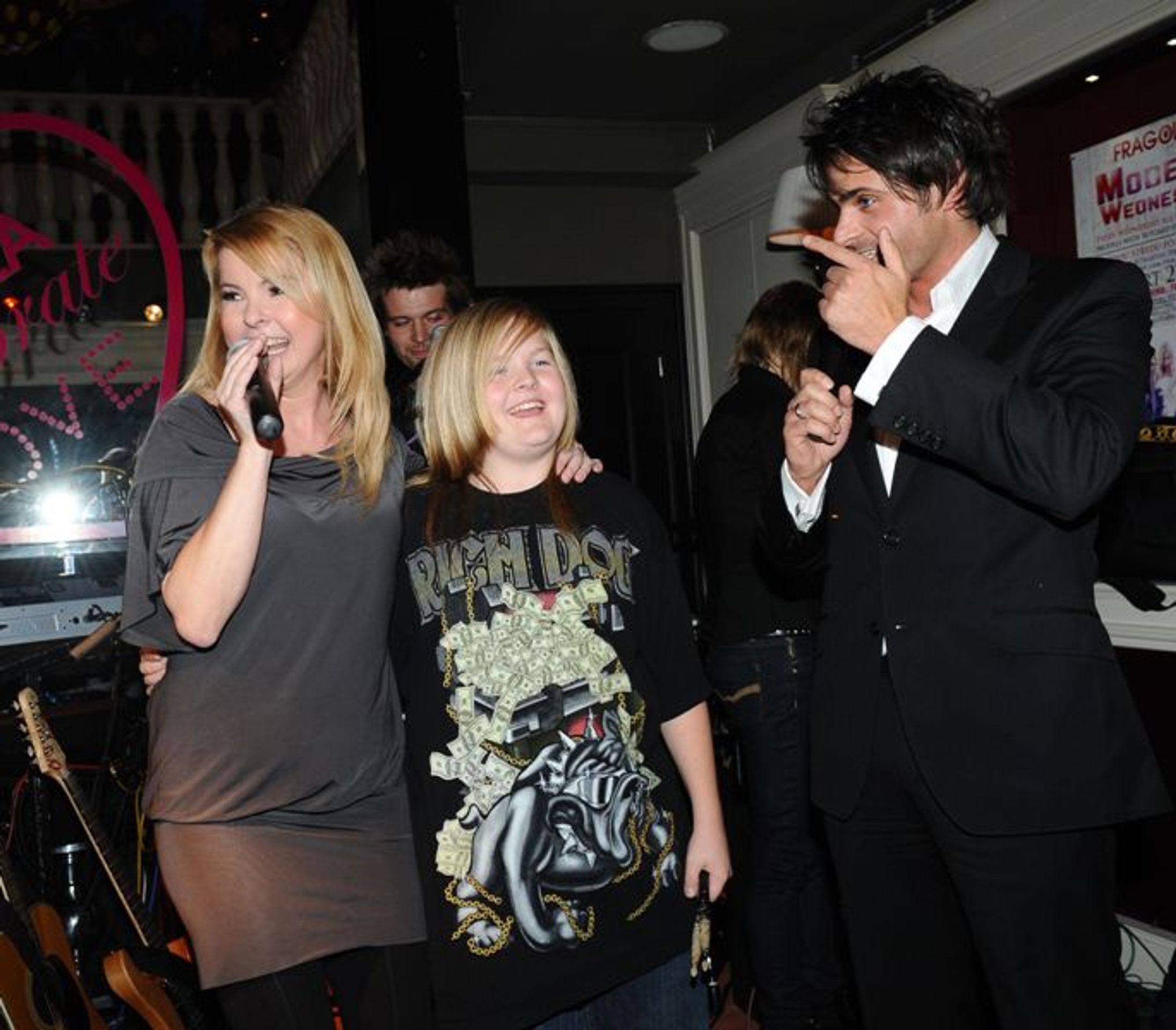 Iveta Bartošová se synem Arturem Štaidlem v roce 2010 - GALERIE: Jak šel čas s Ivetou Bartošovou (11/23)