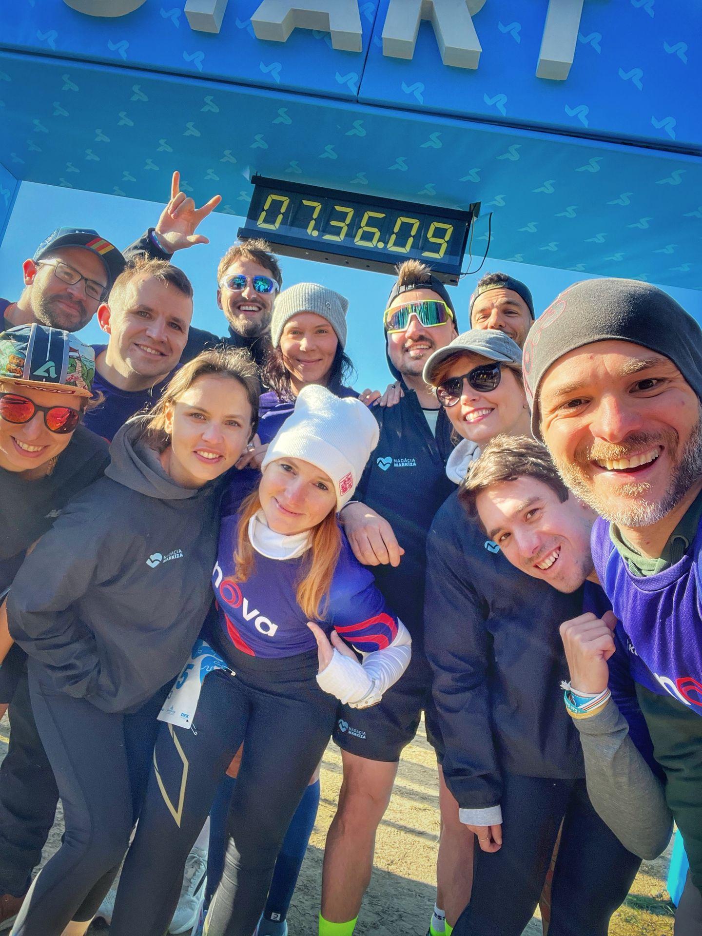 Tým Markíza & Nova na startu závodu - Tým Markíza a Nova Runners se zúčastnil oblíbeného závodu The Run (1/12)