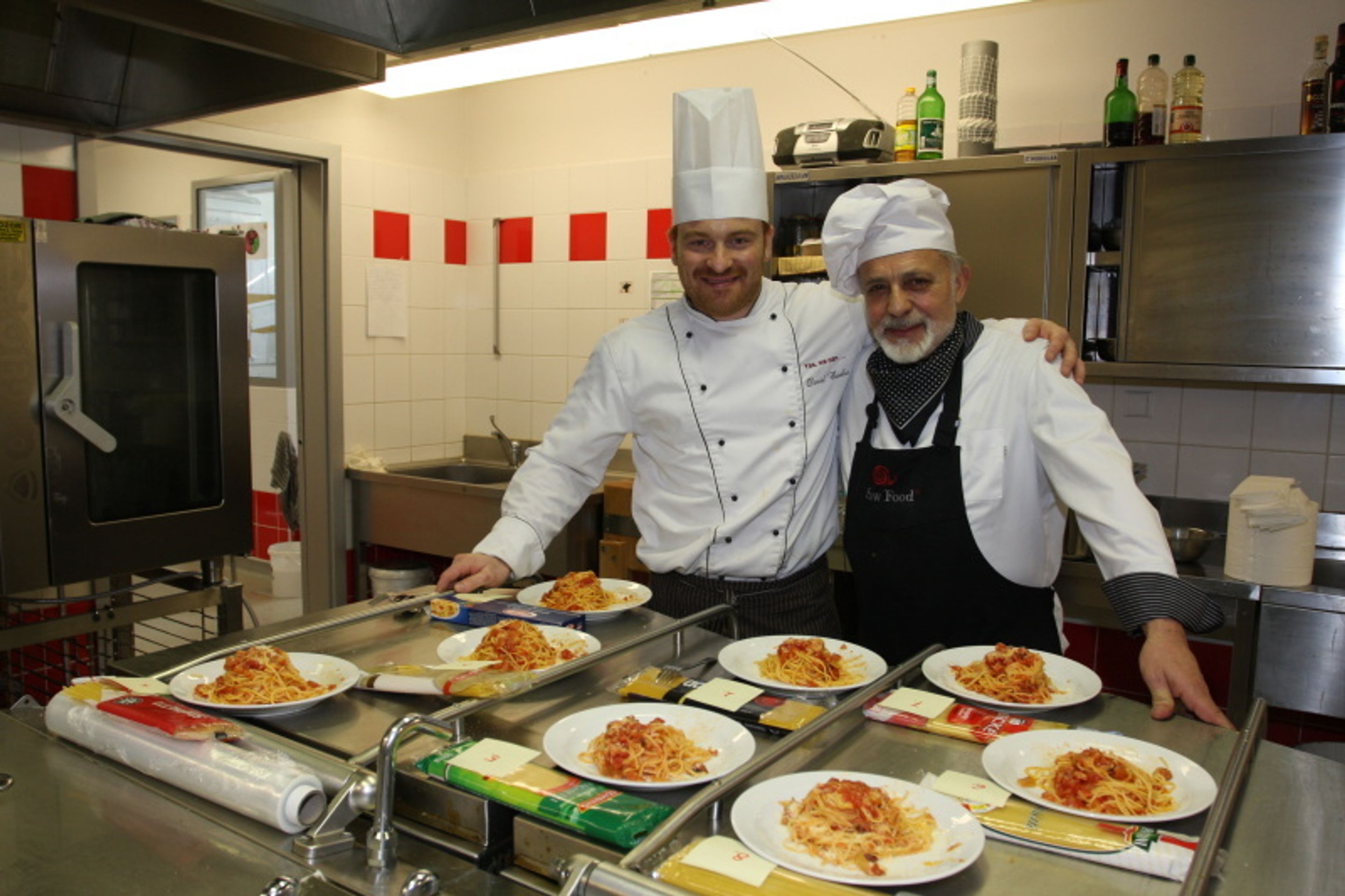 Testování těstovin s Luigim Valenzanem - 14 - GALERIE: Jak jsme testovali špagety s Luigim Valenzanem (3/16)