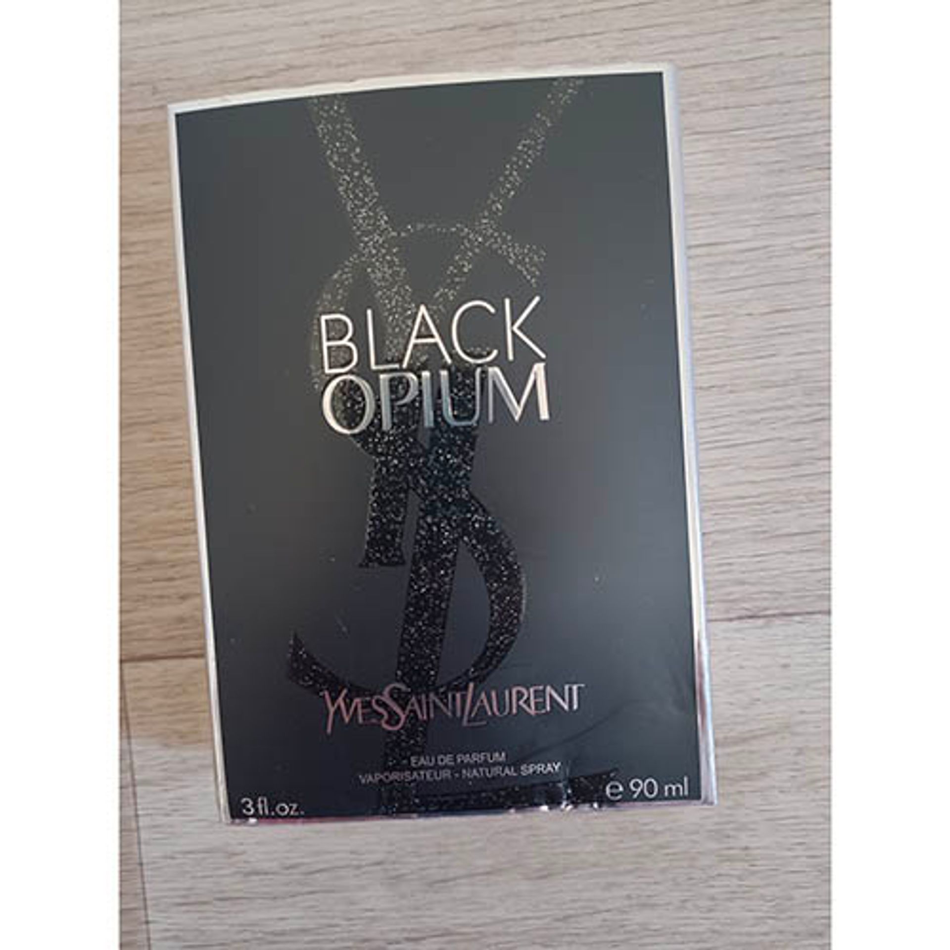 Parfém Yves Saint Laurent Black Opium  (2) - Zdraví nebezpečná kosmetika (12/21)
