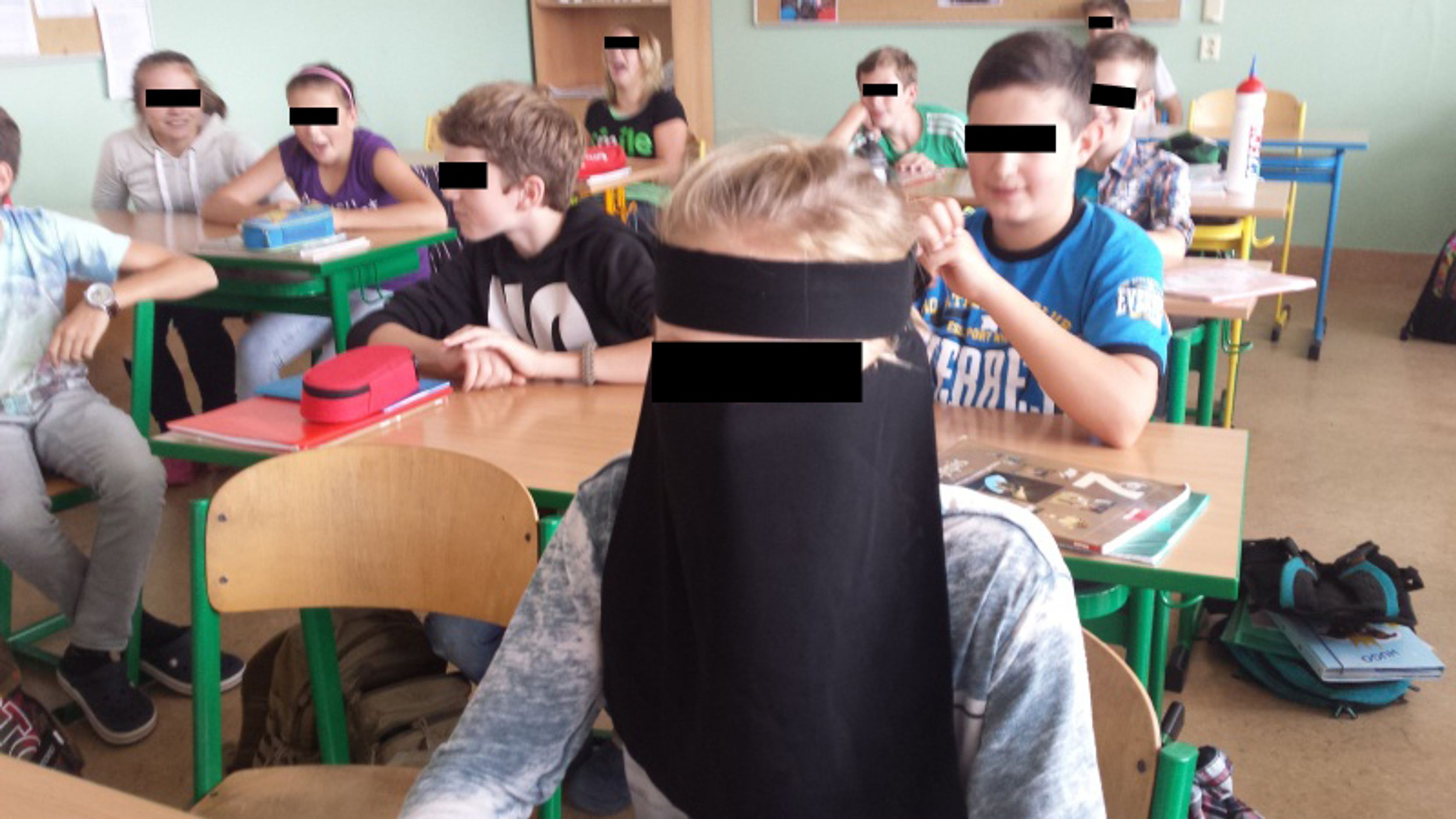 Výuka dějepisu na základní škole v Trutnově - 11 - GALERIE: Výuka dějepisu na základní škole v Trutnově (11/12)