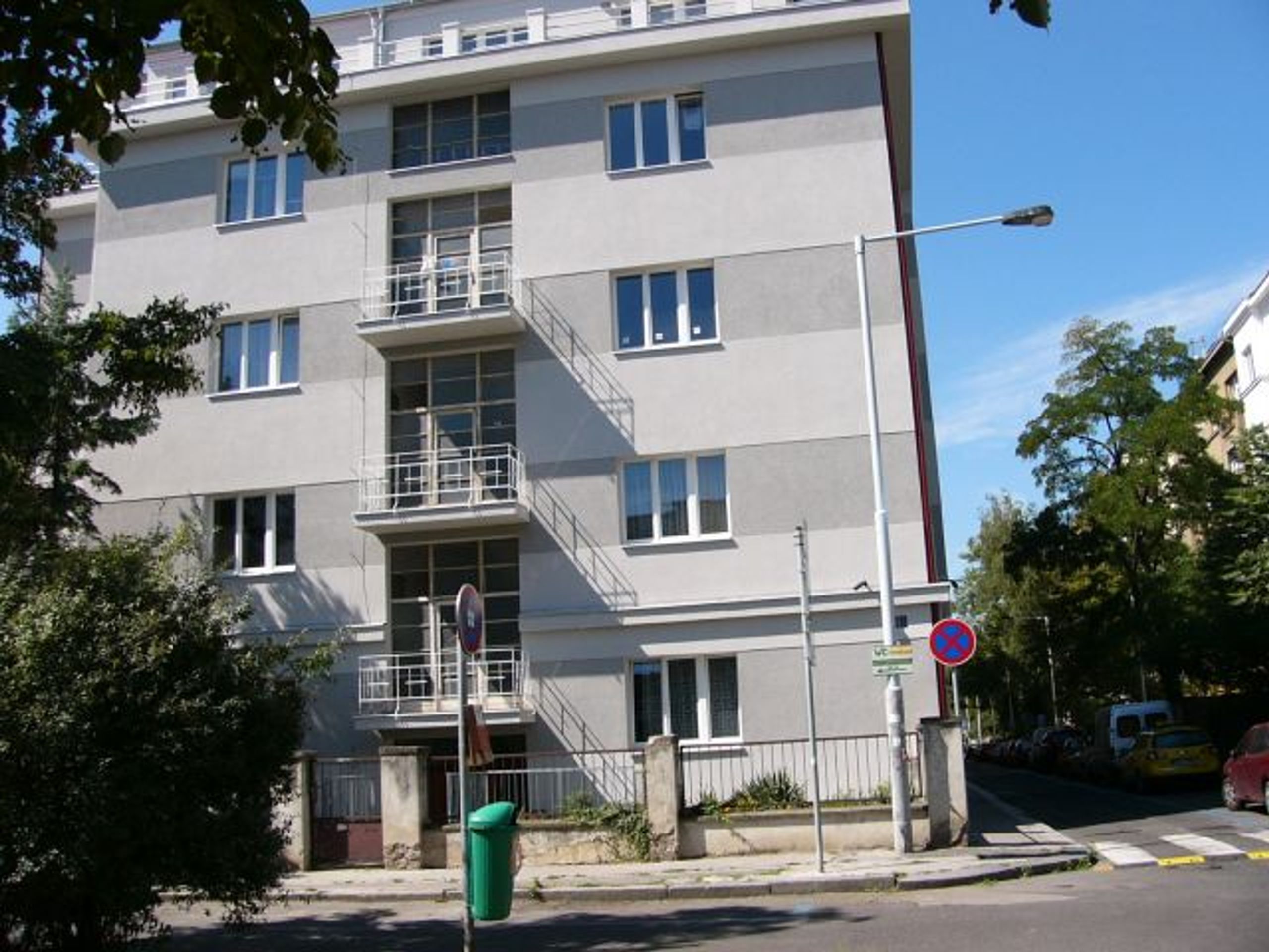 Byt Vinohrady - Galerie: Družstevní byt na Vinohradech (1/3)