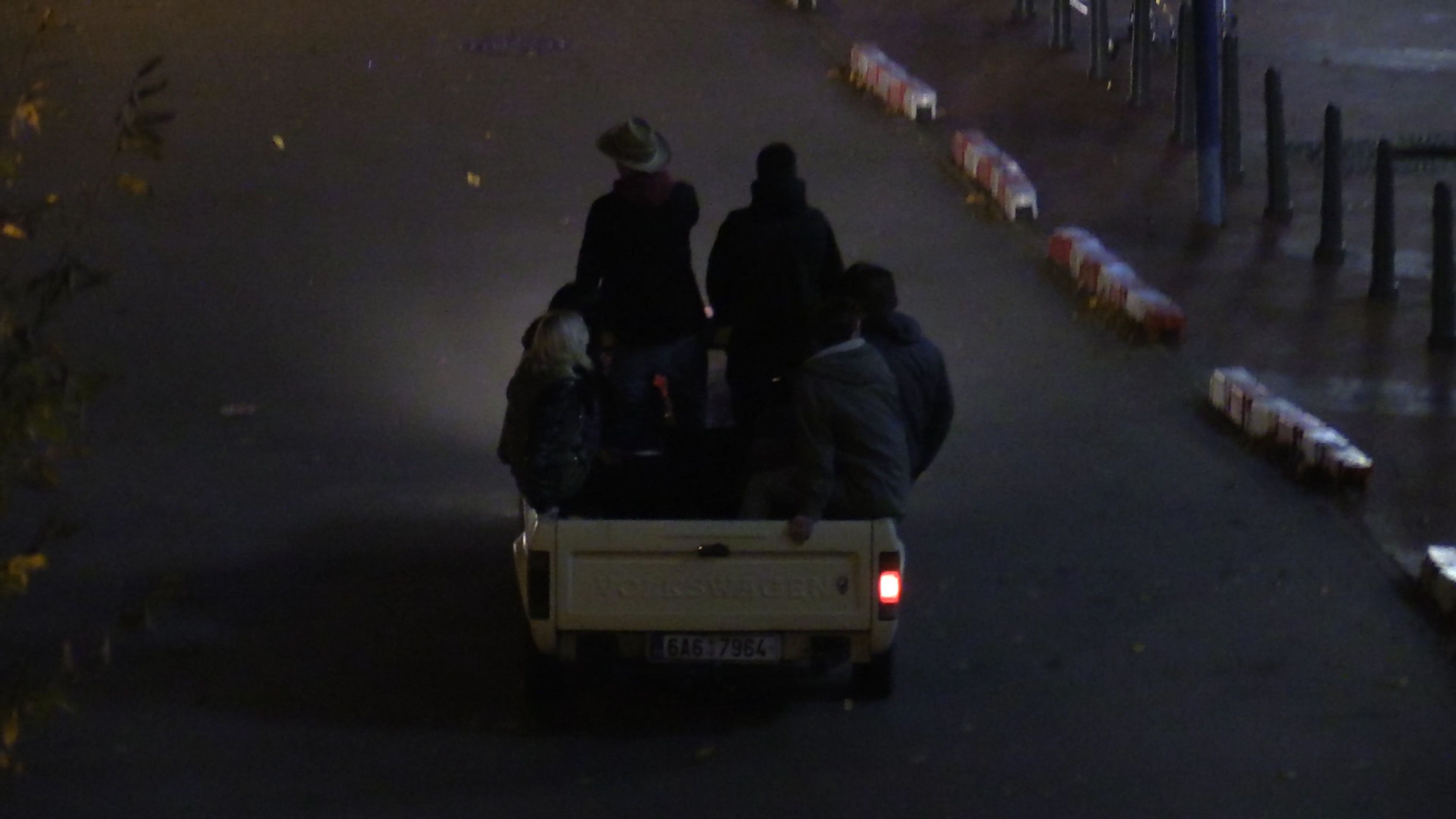 Na nepovolený sraz „tuningářů“ v Praze si došlápla policie - 2 - GALERIE: Na nepovolený sraz „tuningářů“ v Praze si došlápla policie (14/15)