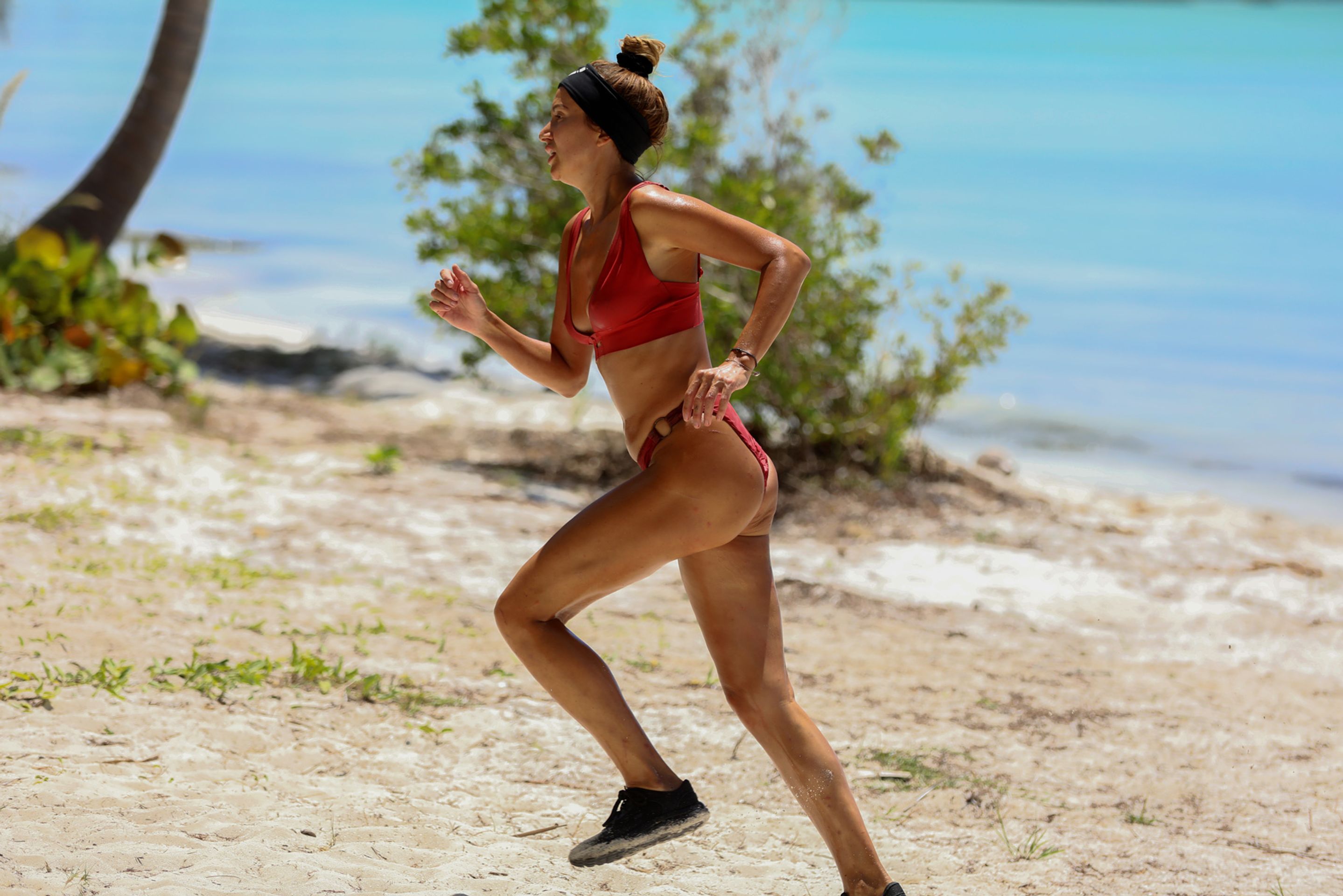 Survivor Karolína - Survivor - finálová čtveřice (4/6)