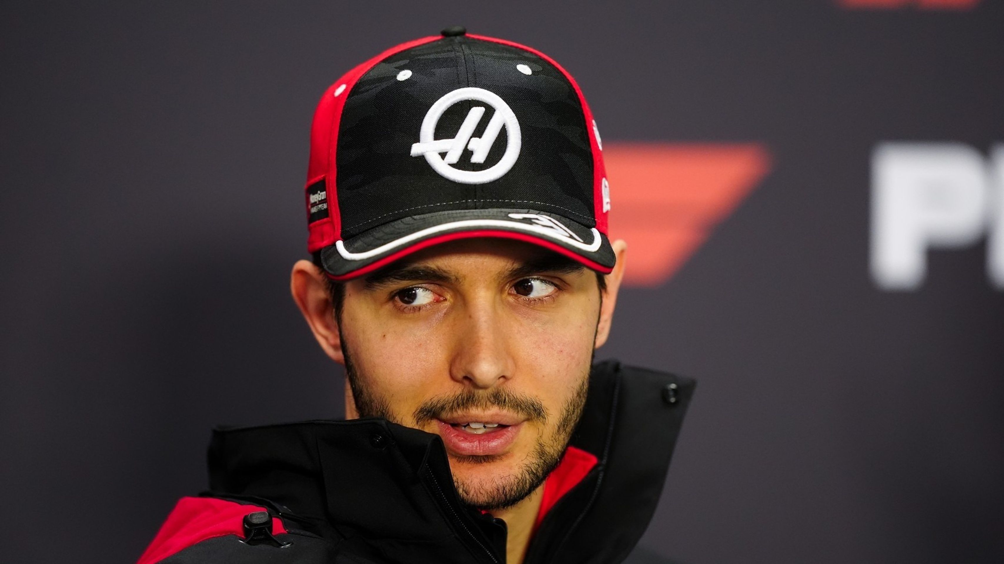 Esteban Ocon (cropped) - Závodníci Formule 1 pro sezónu 2025 (7/20)