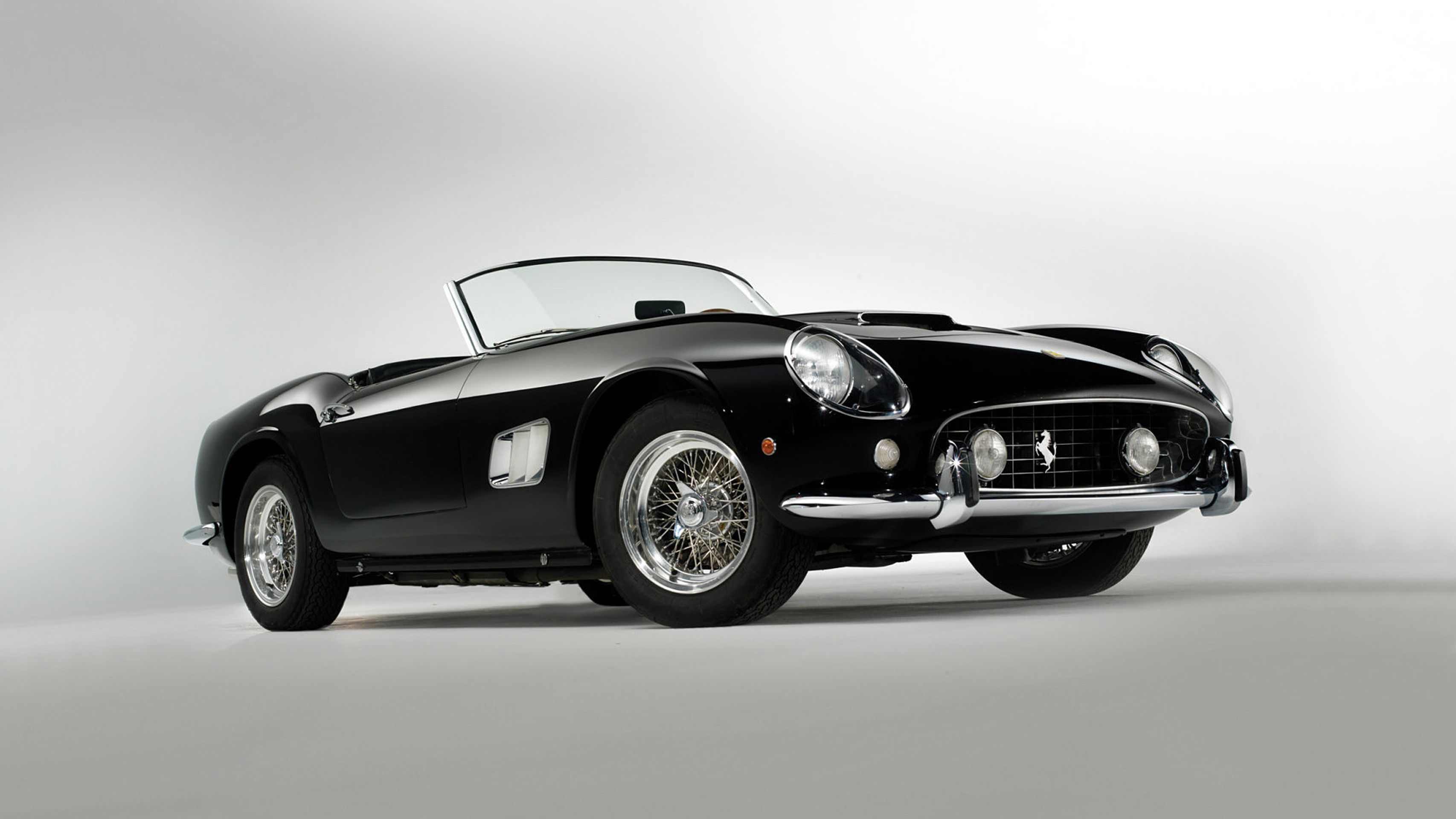 Ferrari 250 GT SWB California Spider z roku 1961 - Fotogalerie: 10 nejdražších aut historie (1/10)