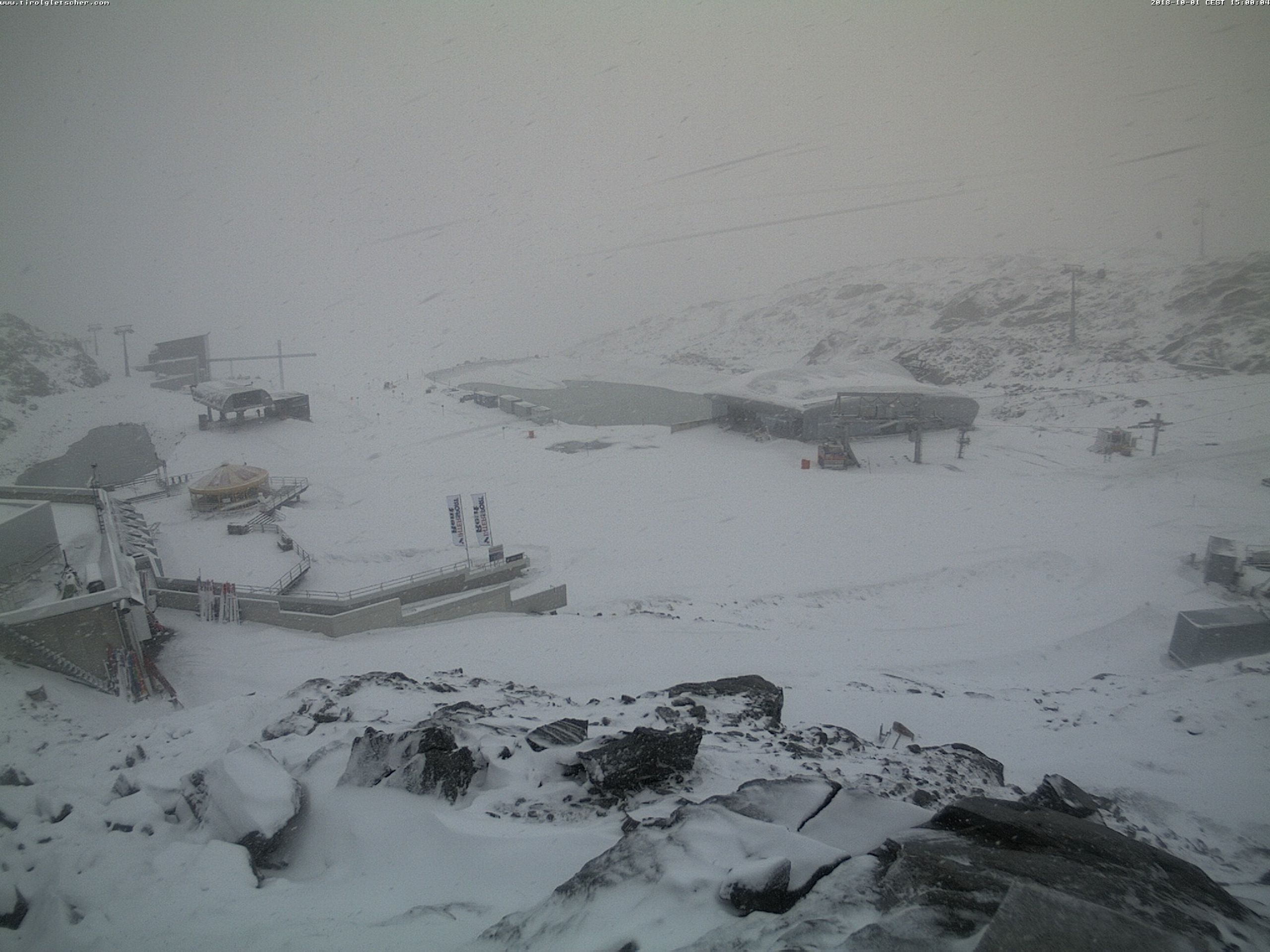 Sněžení v Alpách - Bergstation Pitzexpress - 2 840 m. n. m. - GALERIE: Sněžení v Alpách (3/5)