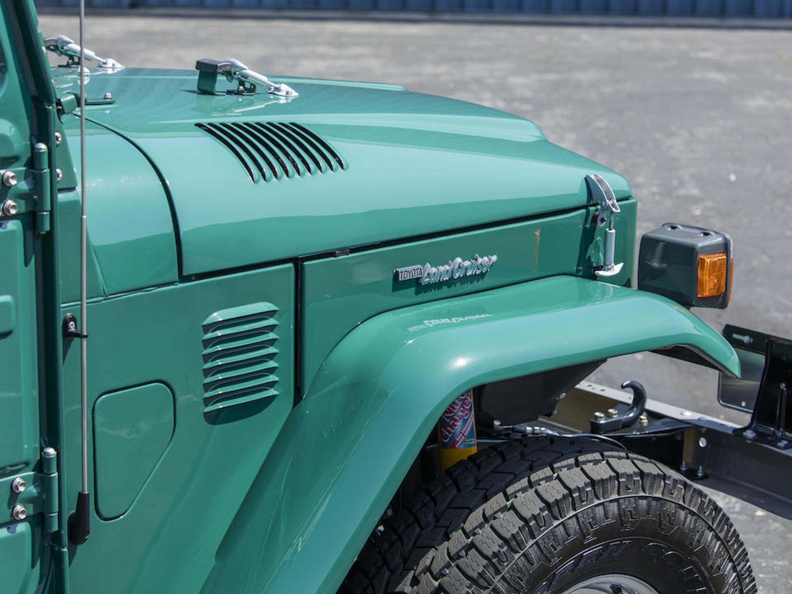Toyota Land Cruiser FJ40 Toma Hankse - 15 - Fotogalerie: Parádní Land Cruiser Toma Hankse (6/12)