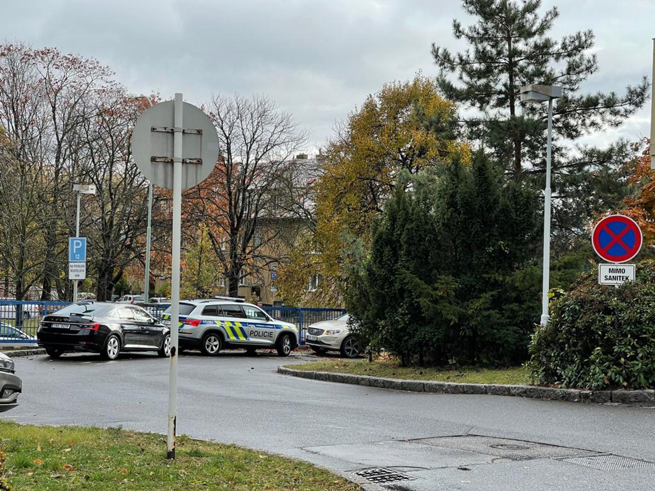 Převoz prezidenta republiky na rehabilitační oddělení (1) - Převoz prezidenta republiky na rehabilitační oddělení (3/5)
