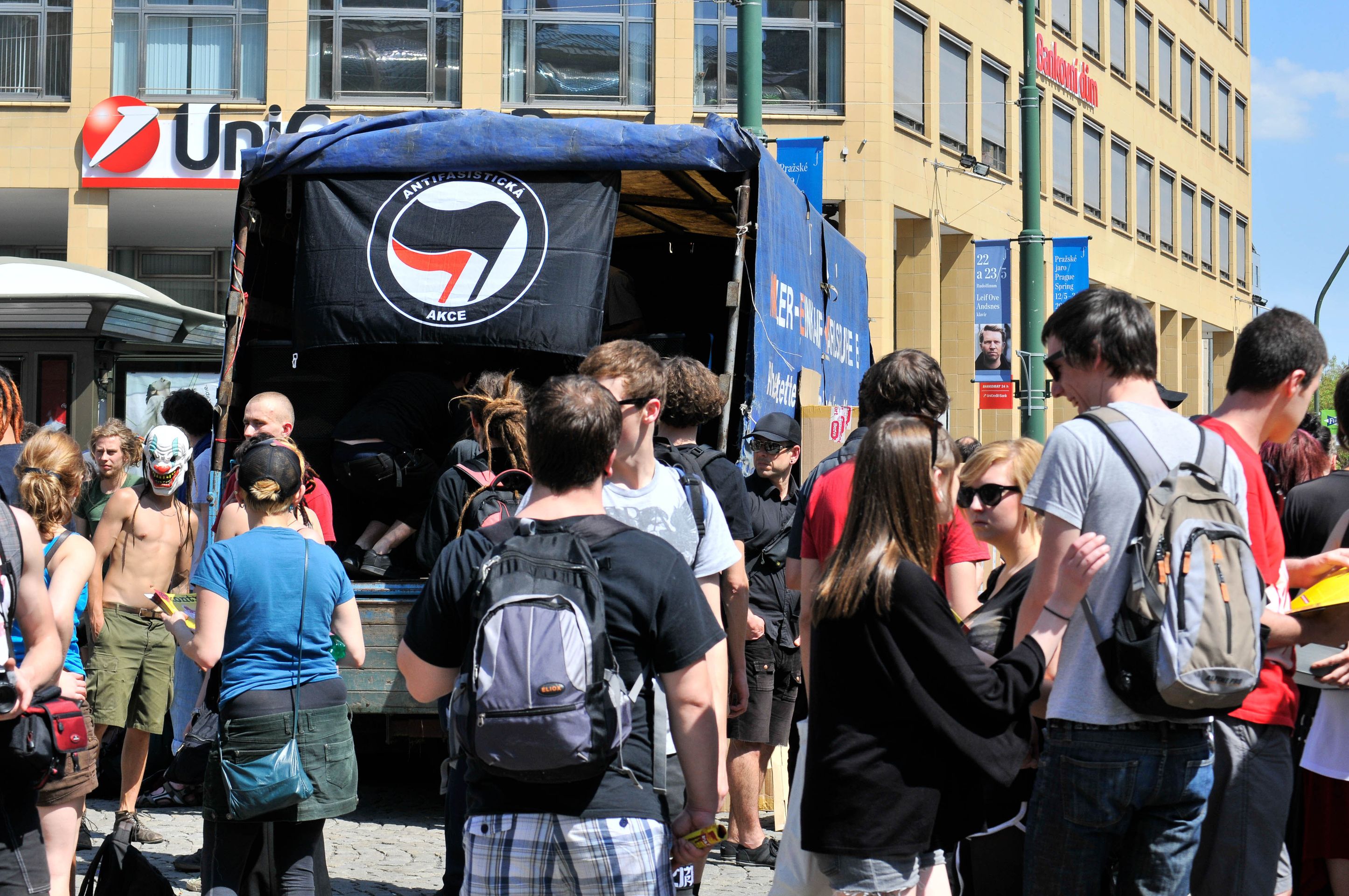Shromáždění anarchistů v Praze - 4 - Oslavy Svátku práce - anarchisté (1/16)
