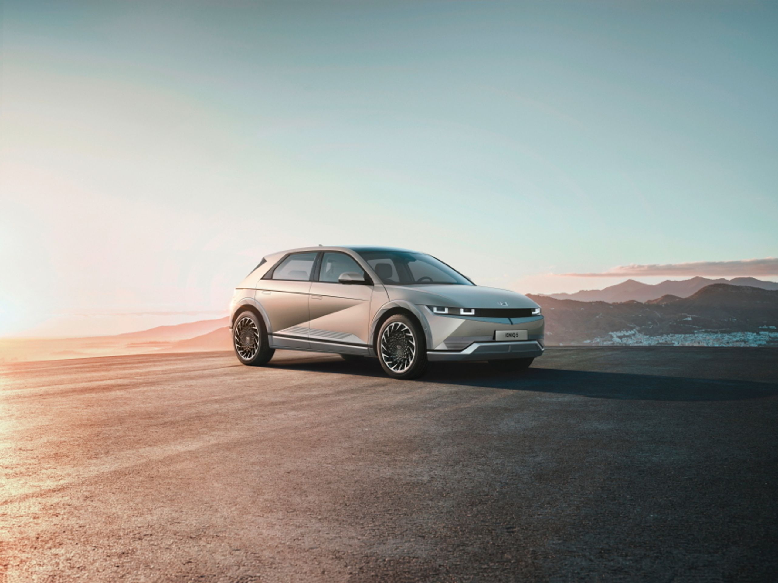 Ioniq 5 - 11 - Fotogalerie: Unikátní elektrický crossover Hyundai Ioniq 5 (12/13)