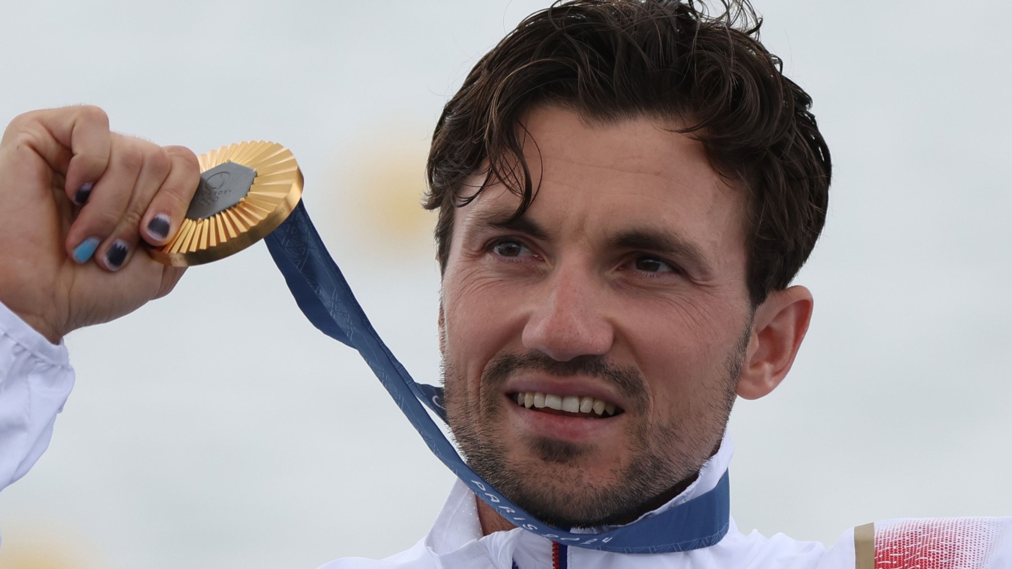 Martin Fuksa s olympijským zlatem - Kanoista Martin Fuksa má z olympiády v Paříži zlatou medaili (9/9)