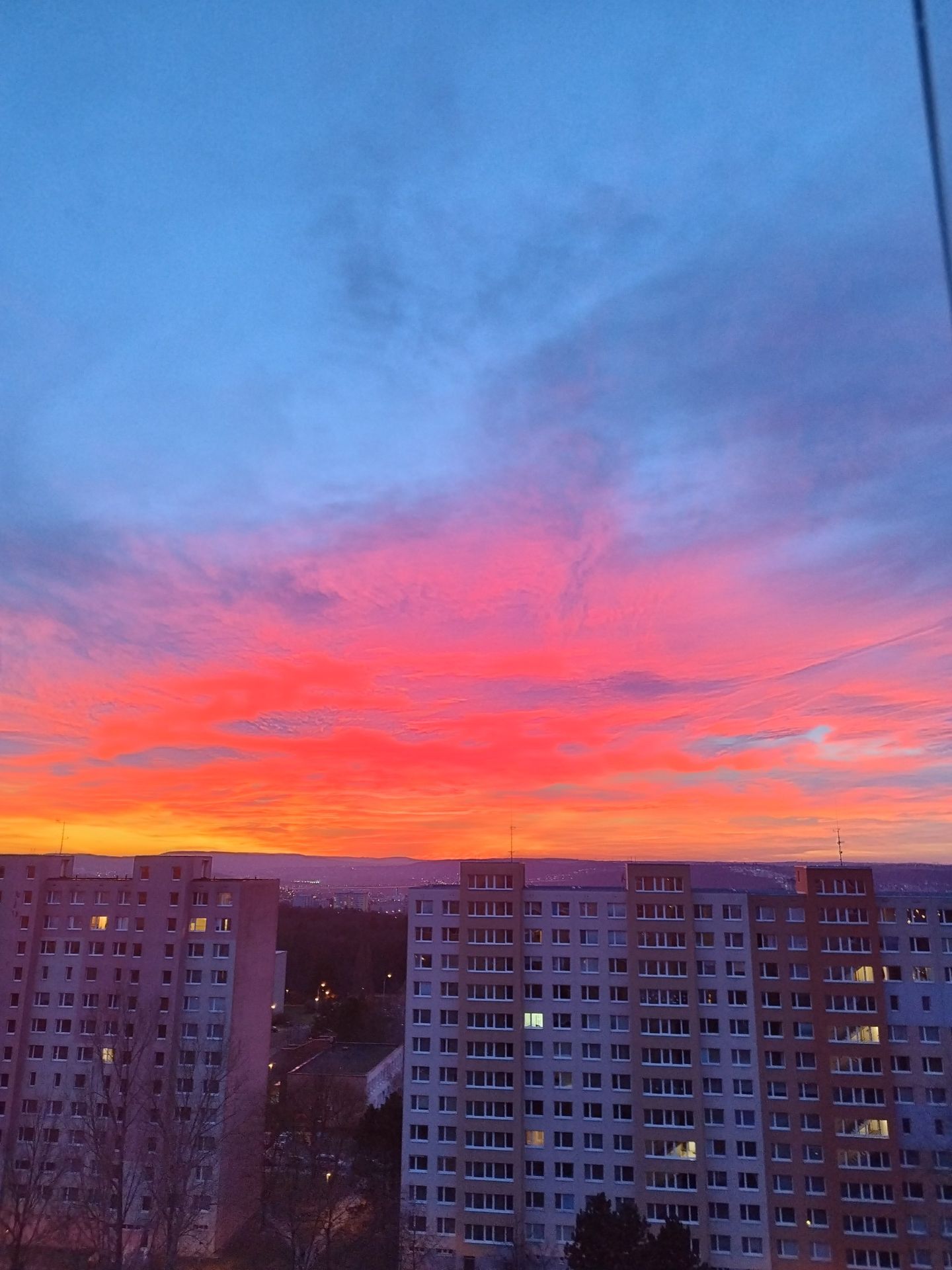 Nebeská podívaná nad Prahou - Novoroční nebeská podívaná nad Českem (8/9)