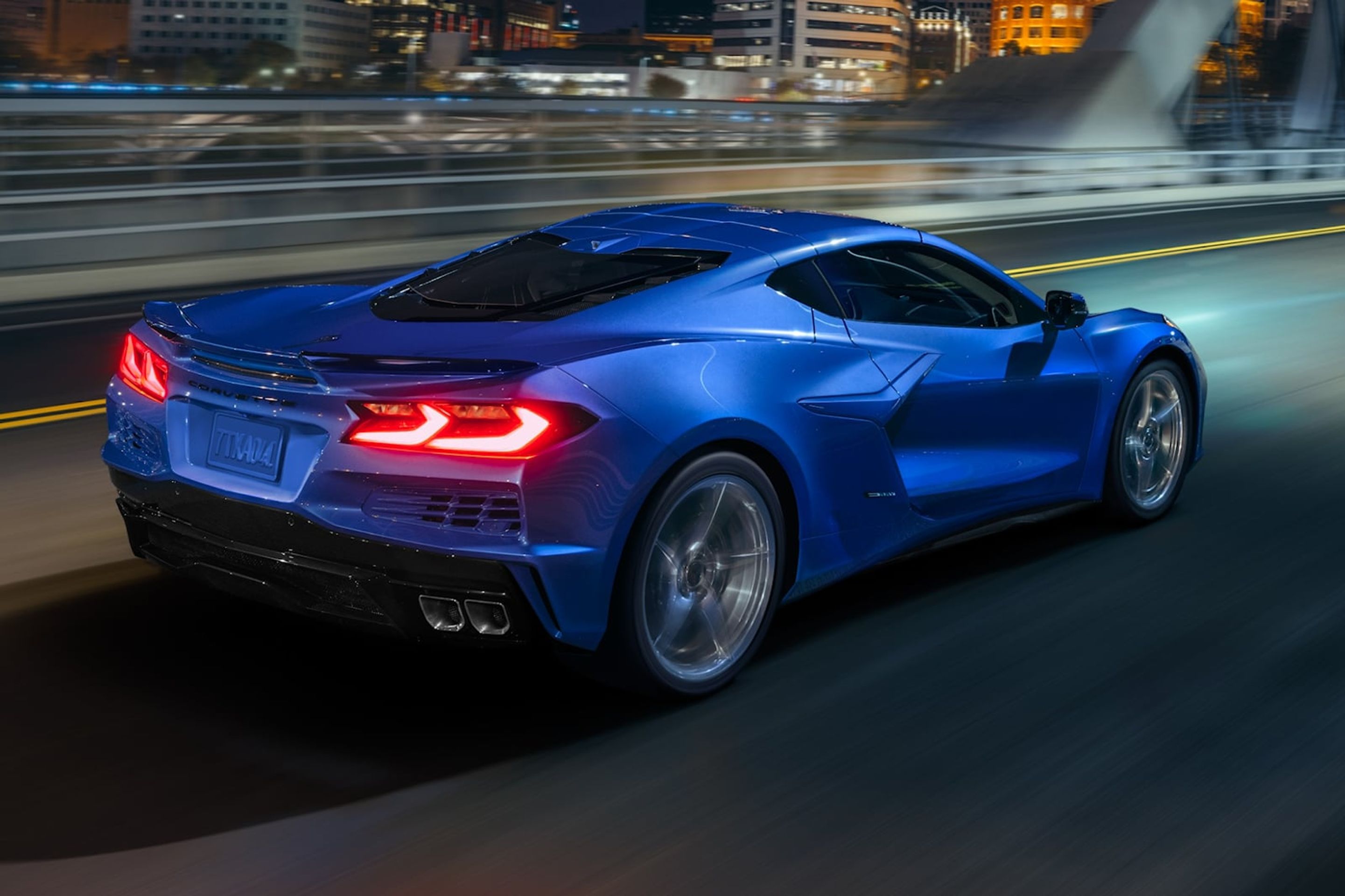 Chevrolet Corvette E-Ray - Hybridní E-Ray je nejrychleji akcelerující Corvette všech dob (10/12)