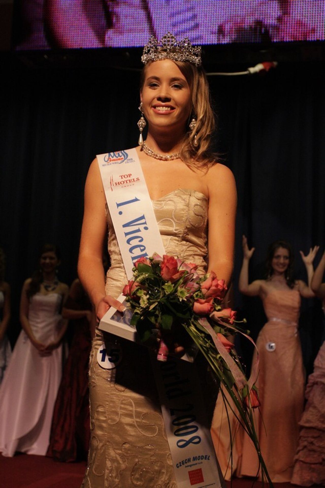Miss Delf World 2008 - Galerie - Miss Delf World 2008 (2/27)