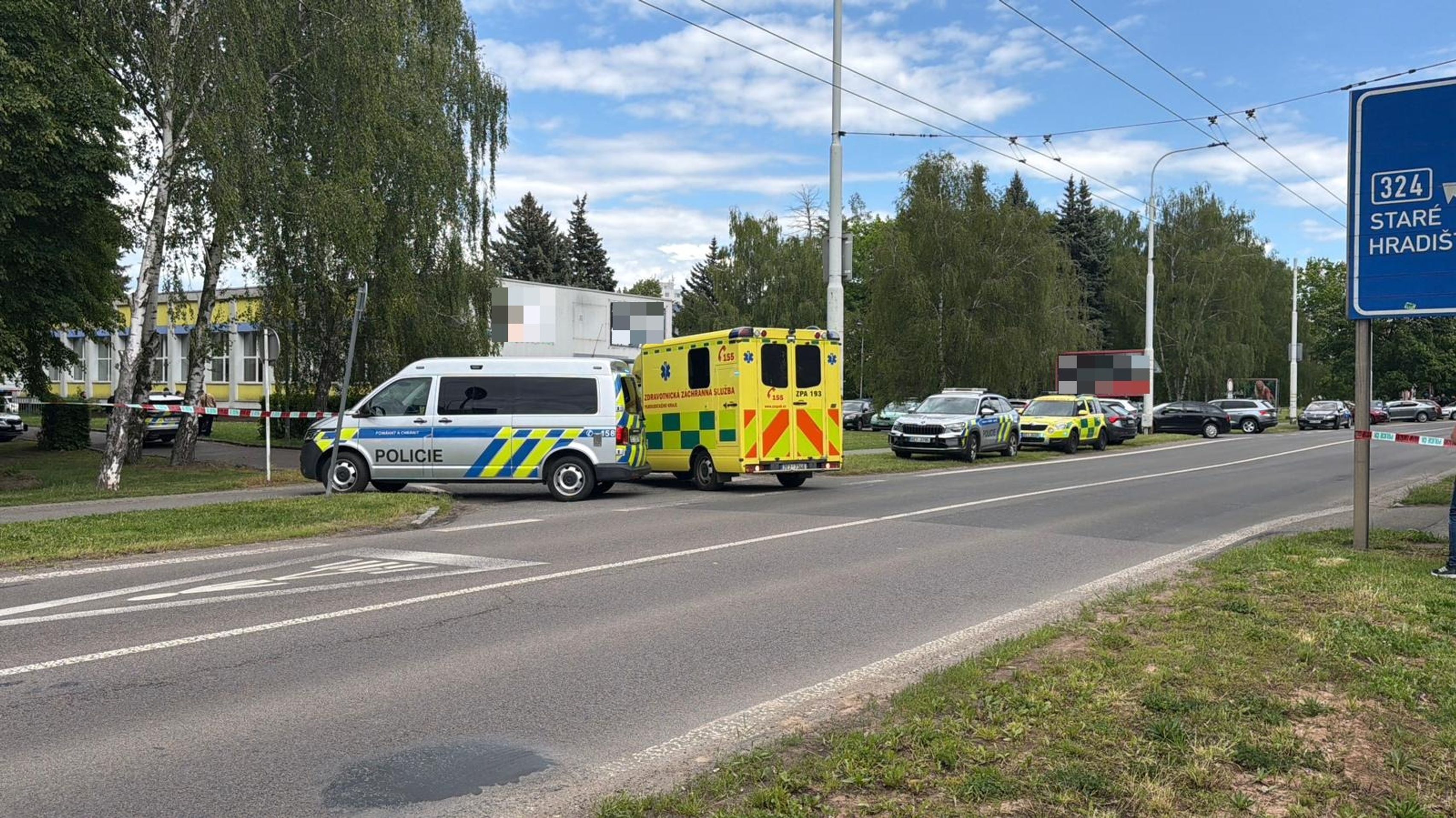 Policejní zásah na ulici Poděbradská v Pardubicích - Policejní zásah na ulici Poděbradská v Pardubicích (8/13)