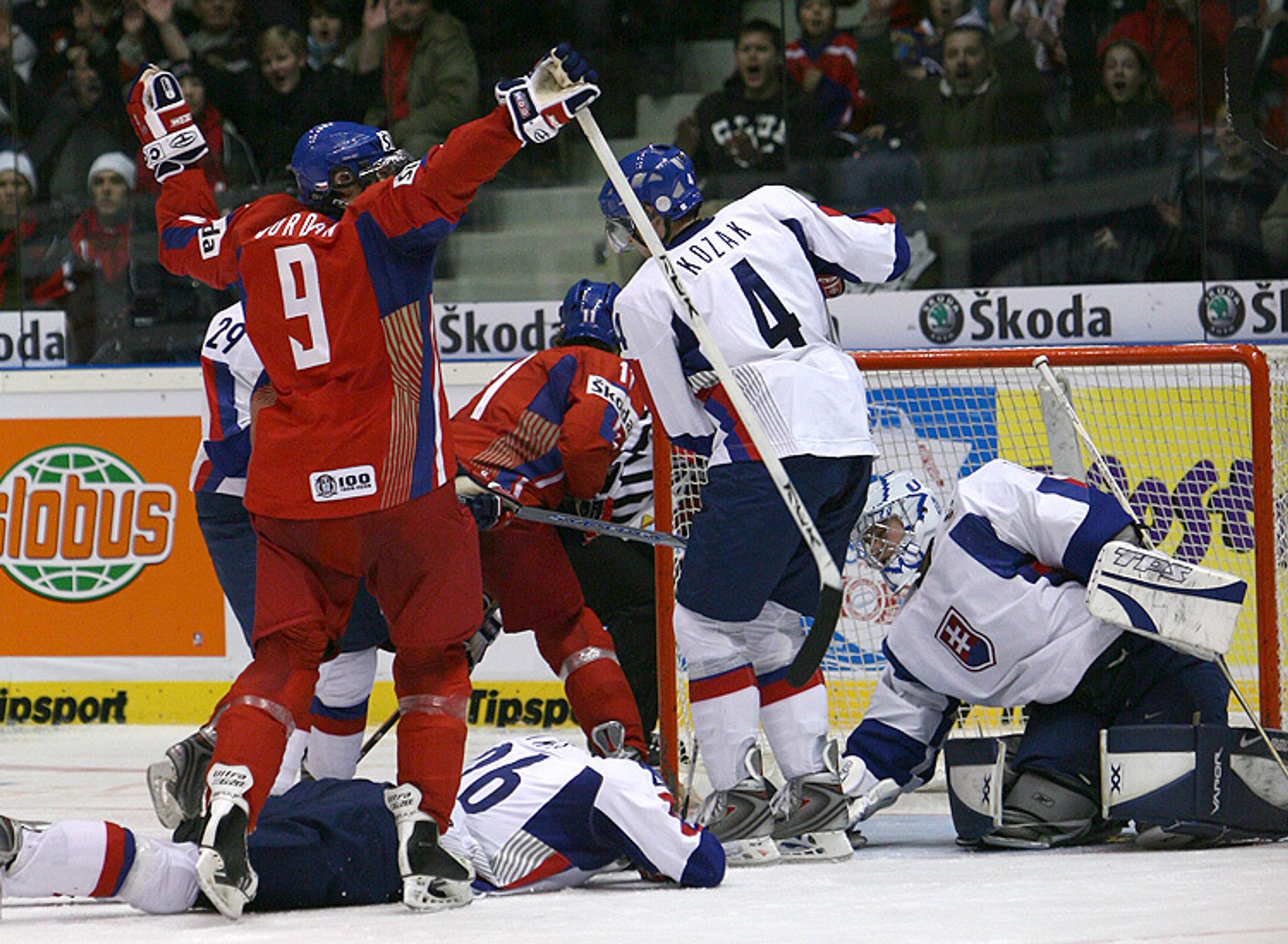 ČESKÁ REPUBLIKA - SLOVENSKO  5:2 - Češi zdolali Slovensko a postoupili do bojů o medaile (10/25)