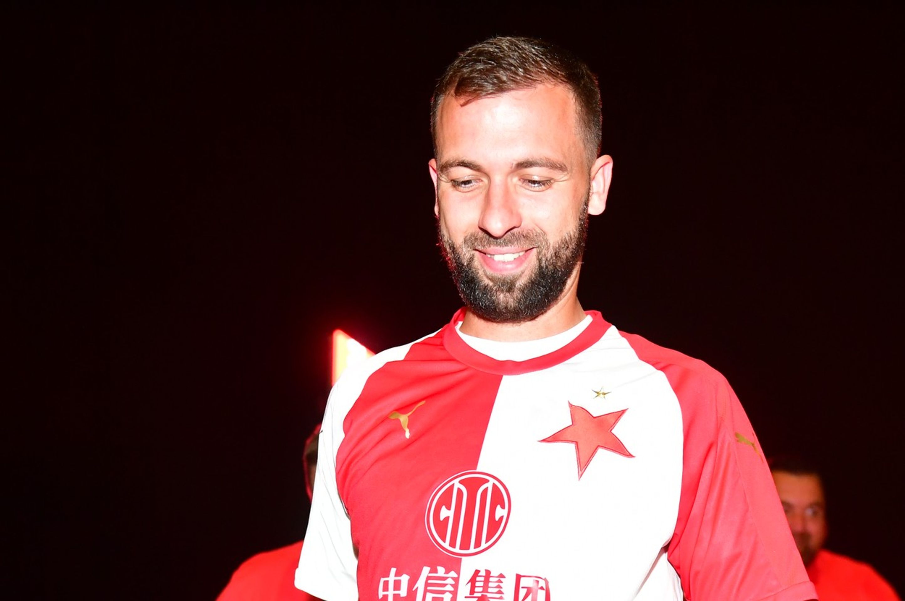 Na oslavy dorazil i Josef Hušbauer - GALERIE: Slávisté si užili oslavy titulu před stadionem s tisícem fandů! (4/12)
