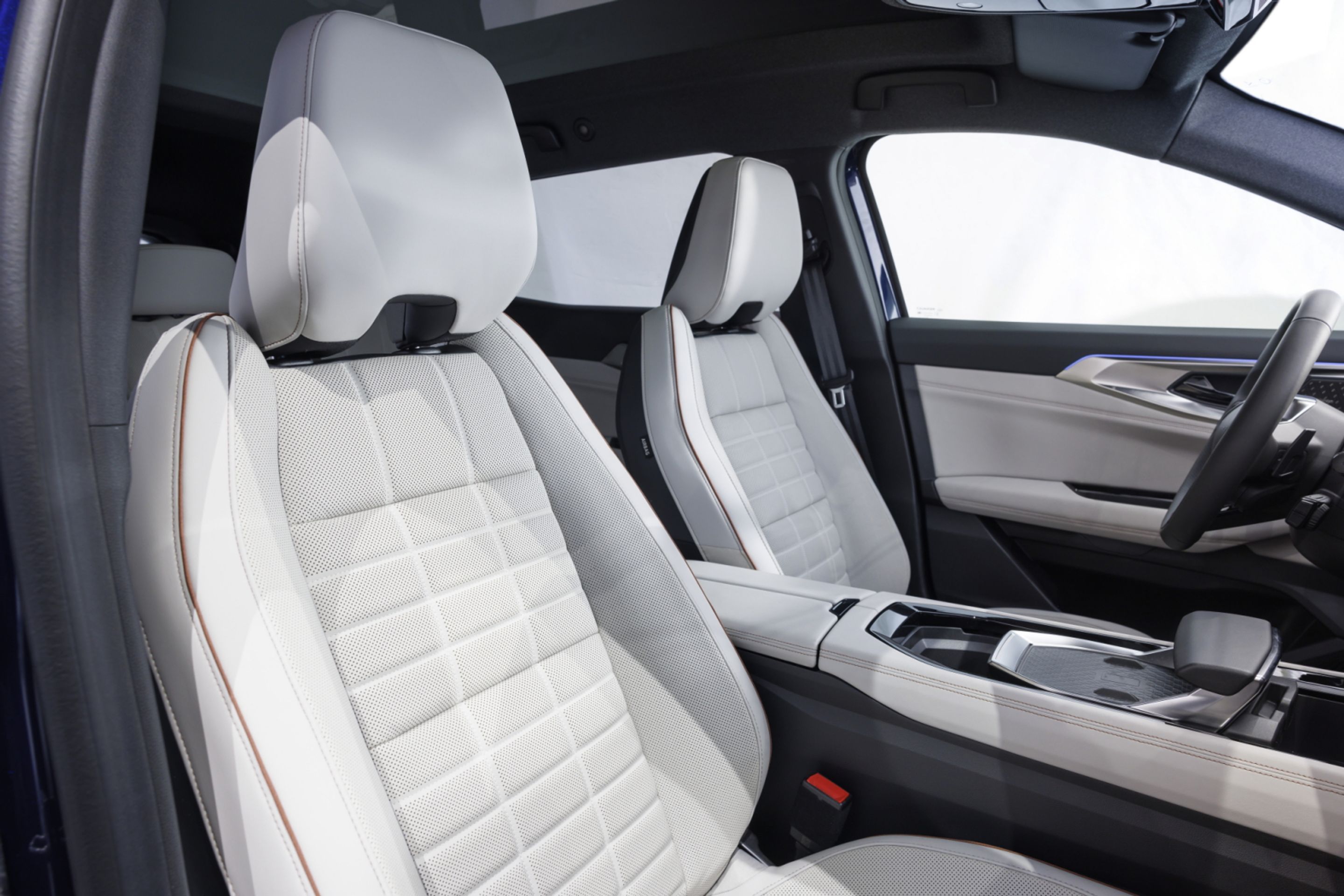 Nový Renault Espace - Nový Espace má být cestovatelským salónkem na kolech (8/15)