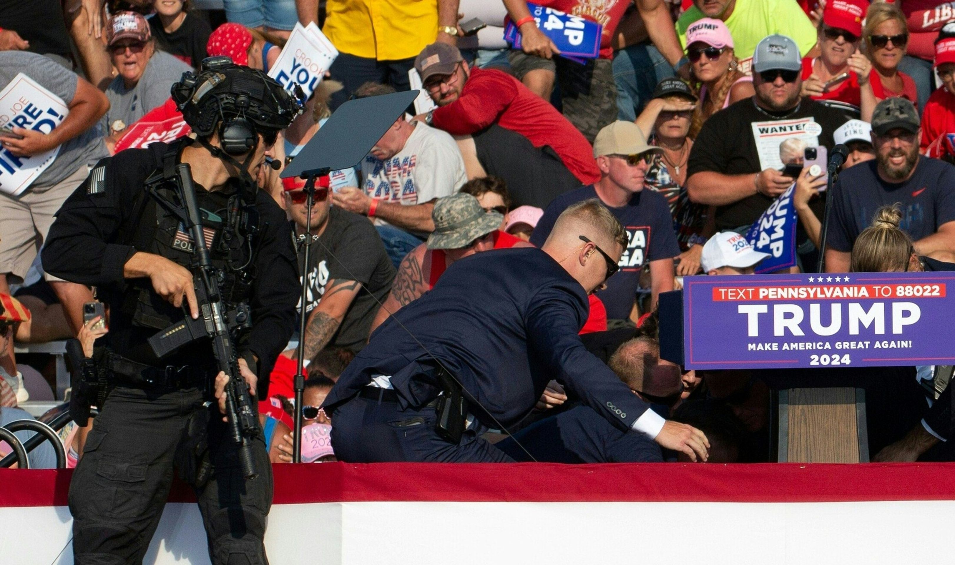 Střelba na Trumpově mítinku - 3 - Střelba na Trumpově mítinku (2/8)