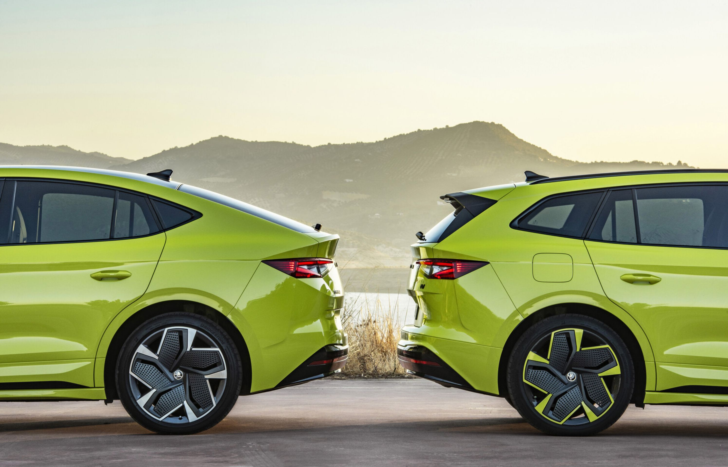 Škoda Enyaq RS iV - Enyaq konečně vyjíždí jako sportovní "ereso" (23/23)
