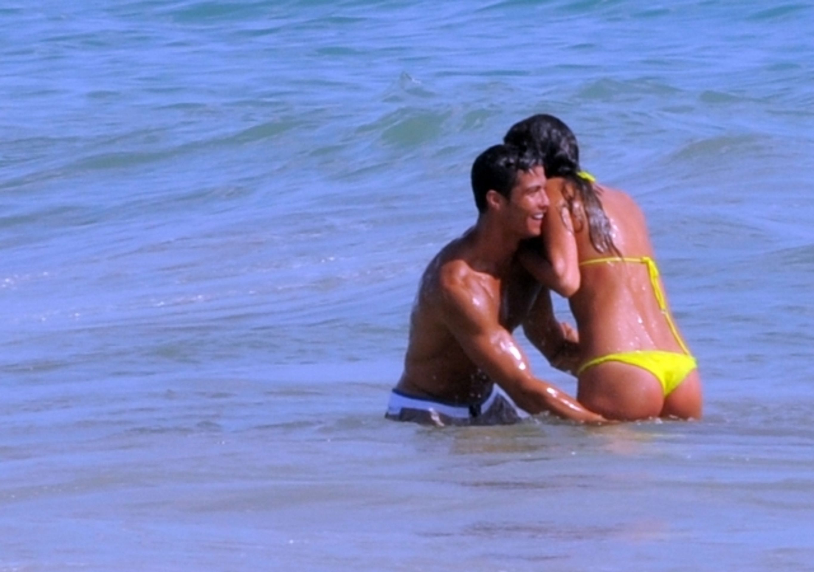 Cristiano Ronaldo a Irina Shayk - 2 - GALERIE: Cristiano Ronaldo a Irina Shayk (8/10)