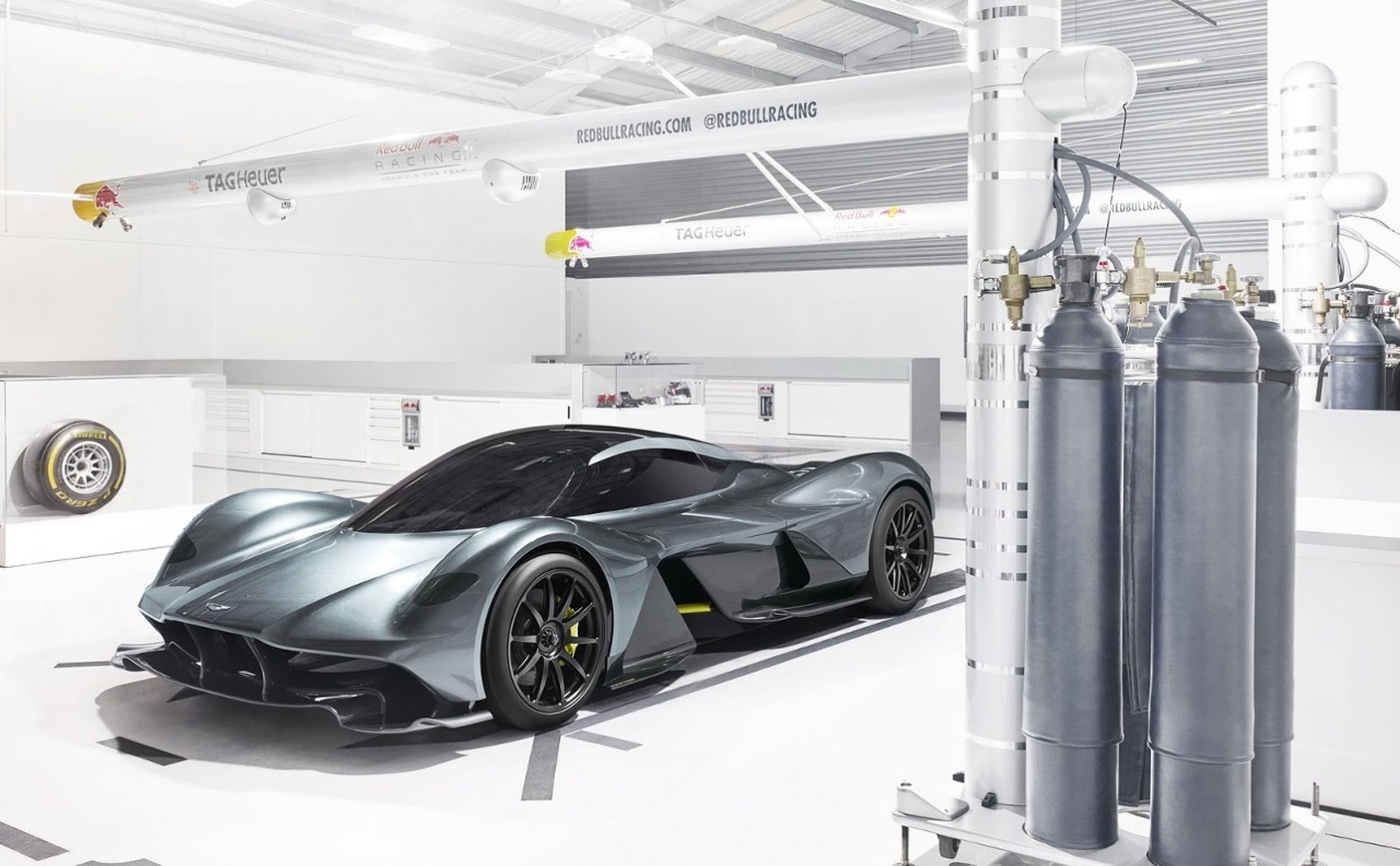 aston - 8 - GALERIE: Aston Martin Valkyrie (1/4)