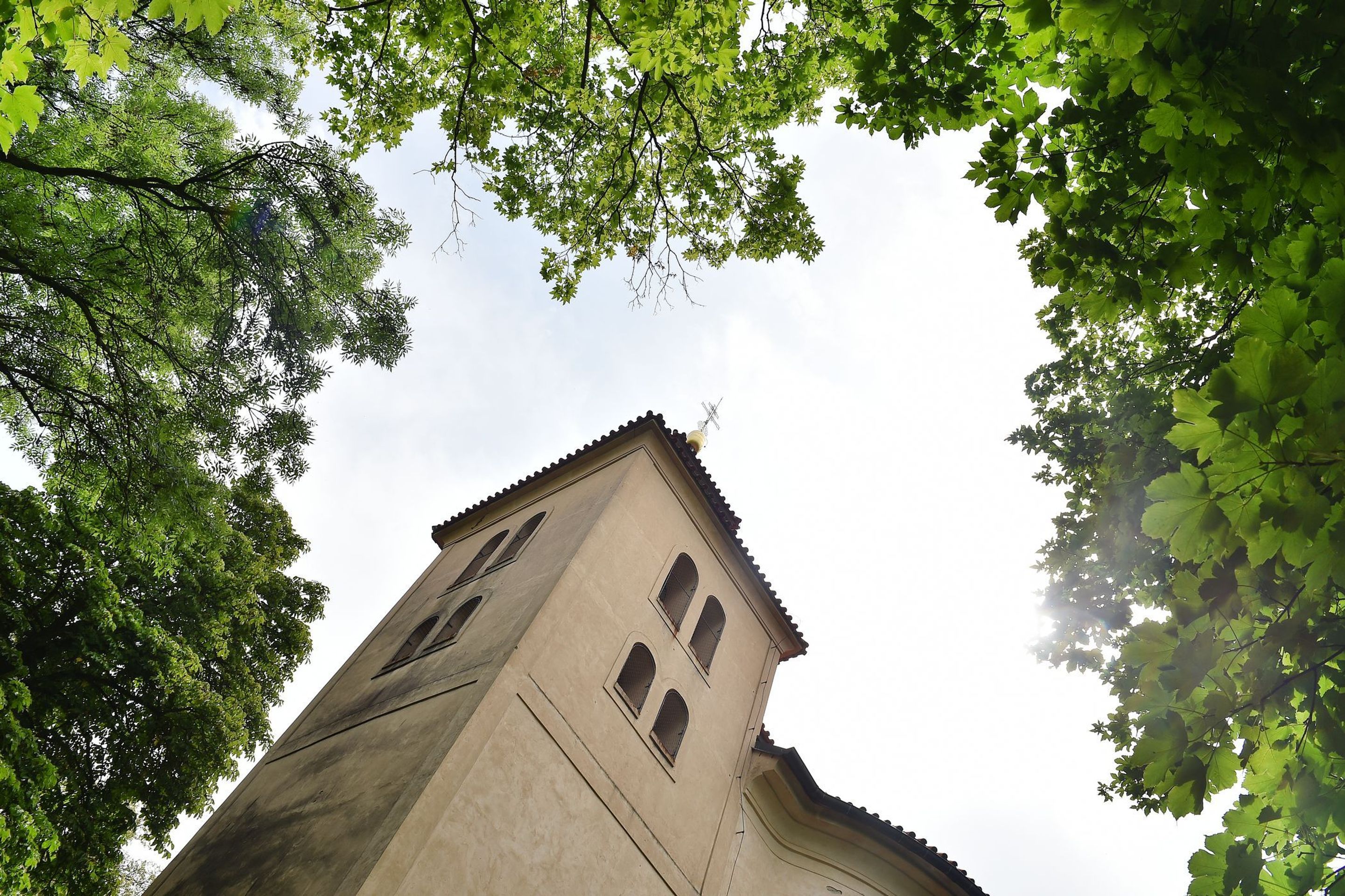 Budeč - rotunda sv. Petra a Pavla - 2 - GALERIE: Architektonická NEJ Česka (17/33)