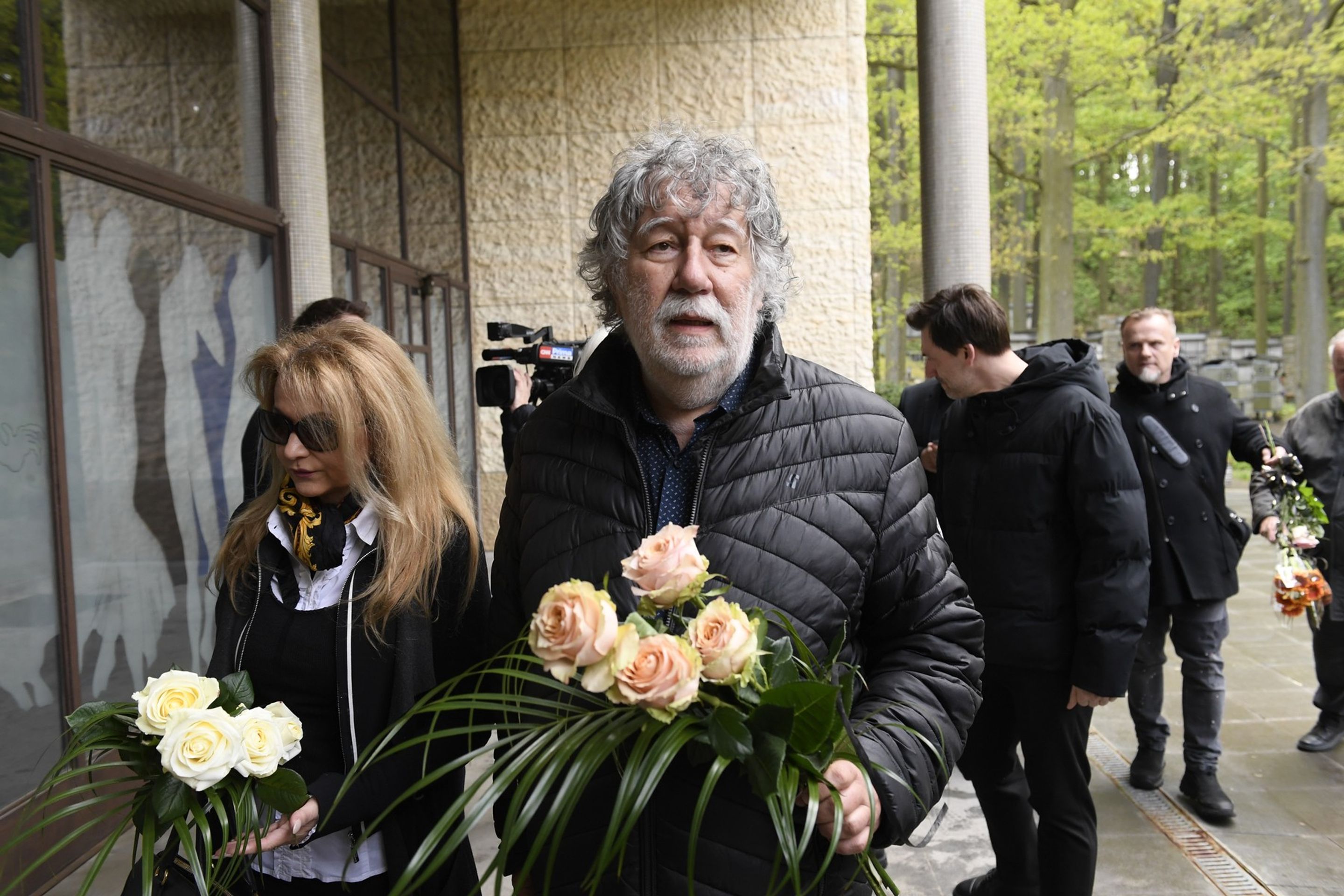 Zdeněk Troška na pohřbu Josefa Laufera (3) - Pohřeb Josefa Laufera (3/19)