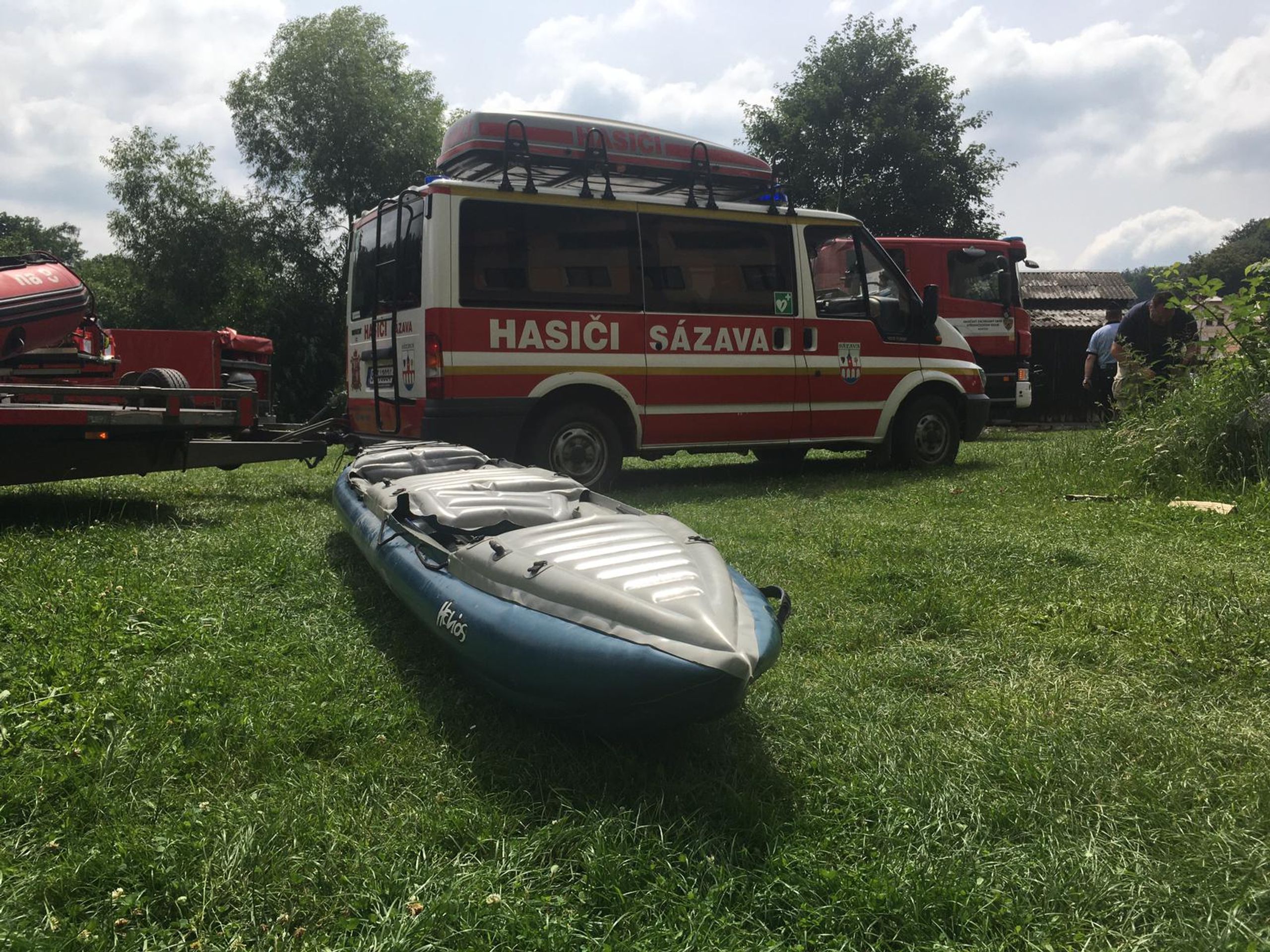 Převržený raft na Sázavě - 10 - GALERIE: Převržený raft (14/14)