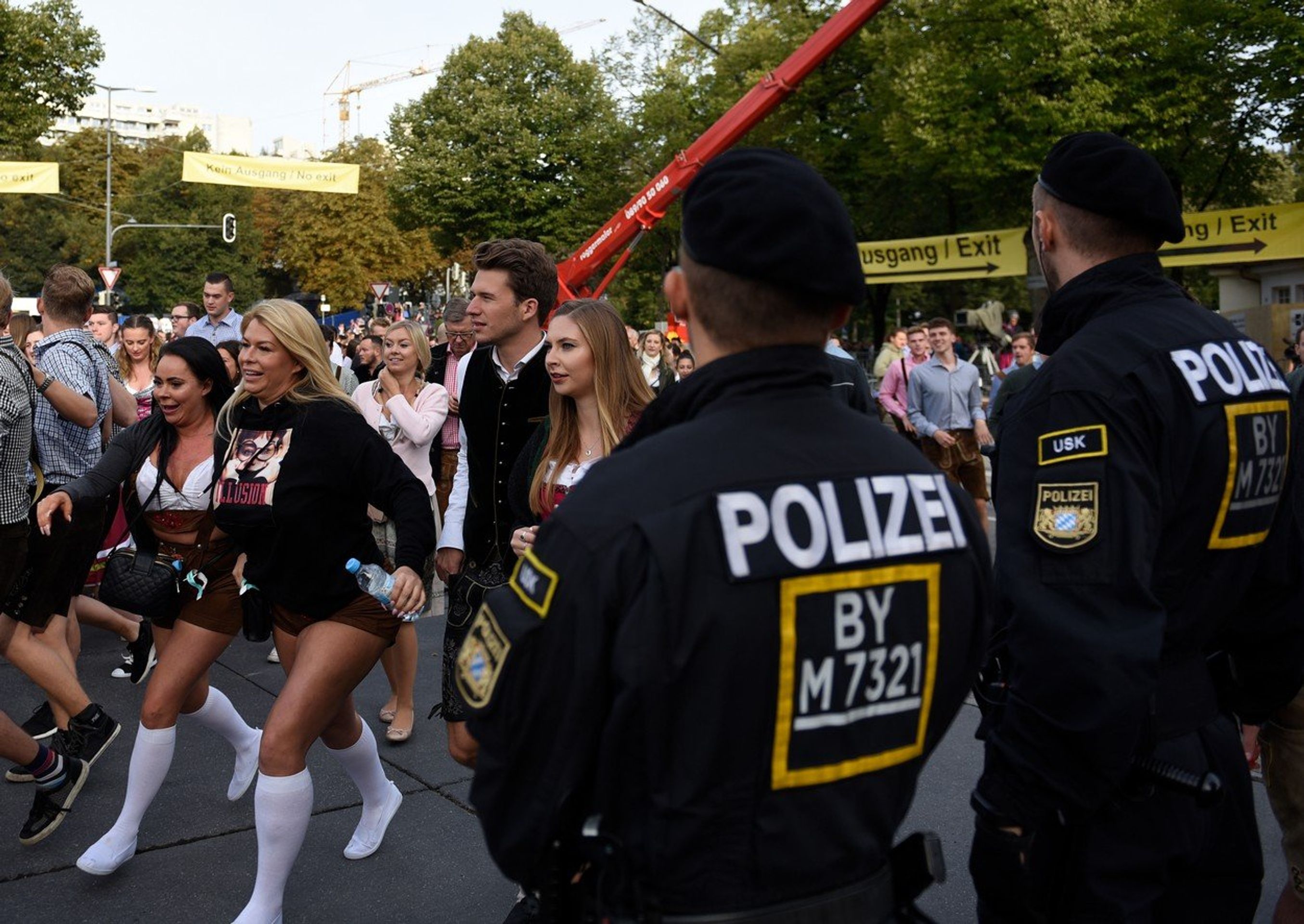 V Německu dnes začal nejoblíbenější svátek všech pivařů! Oktoberfest! - GALERIE: V Německu začíná svátek všech pivařů! Oktoberfest! (1/7)