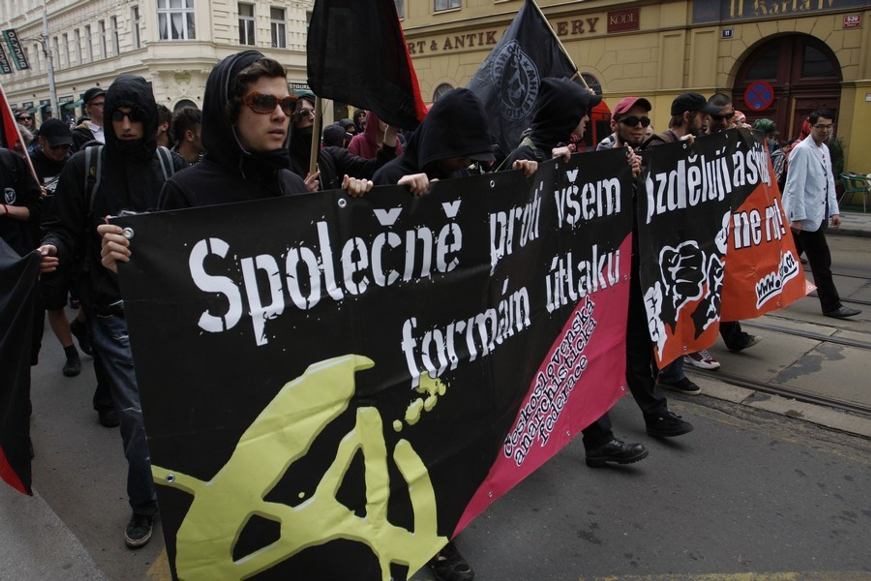 Anarchisti - GALERIE: Anarchisti (12/12)