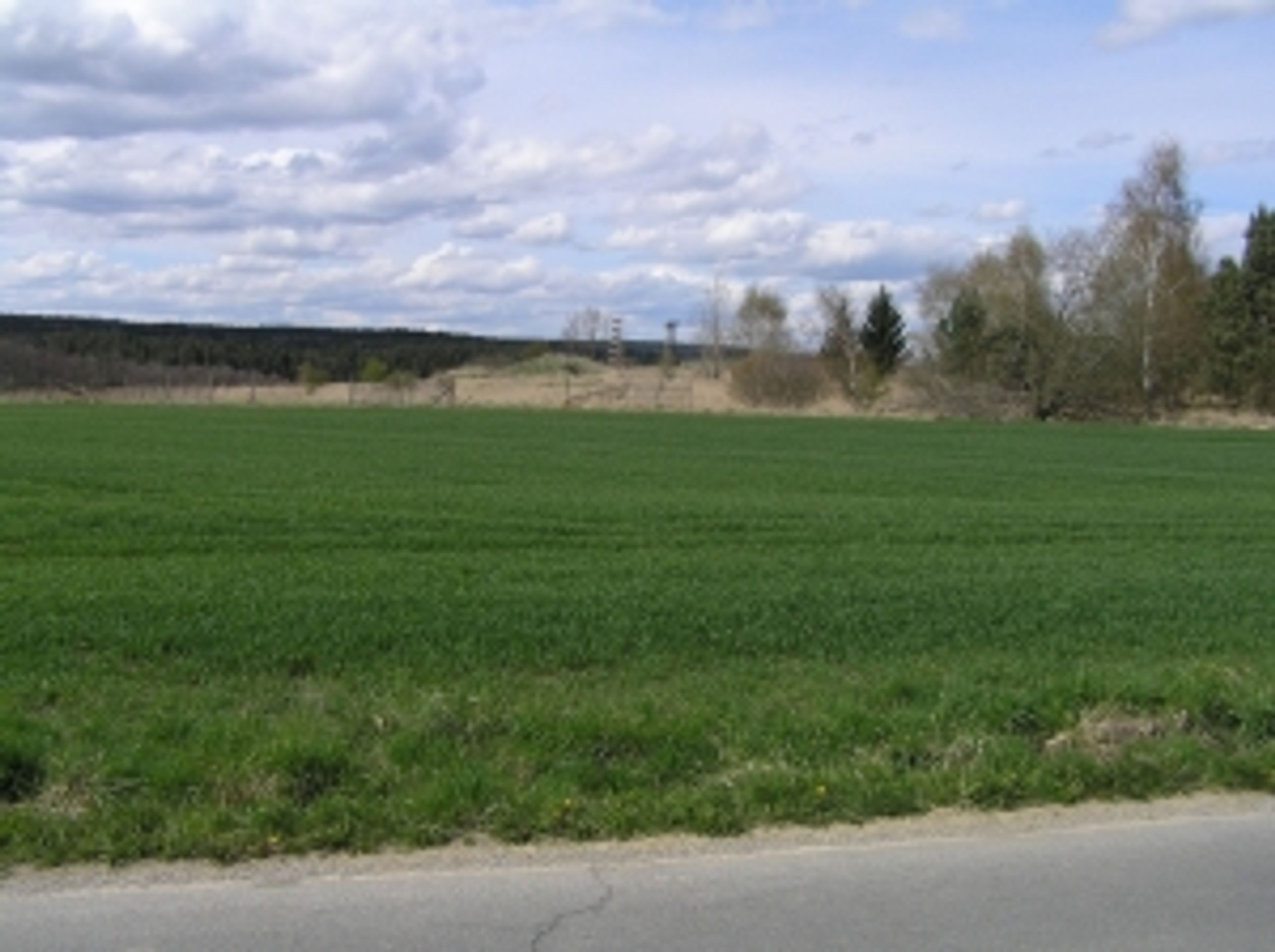 Areál - Vojenské bunkry, pozemky a další nemovitosti (6/11)