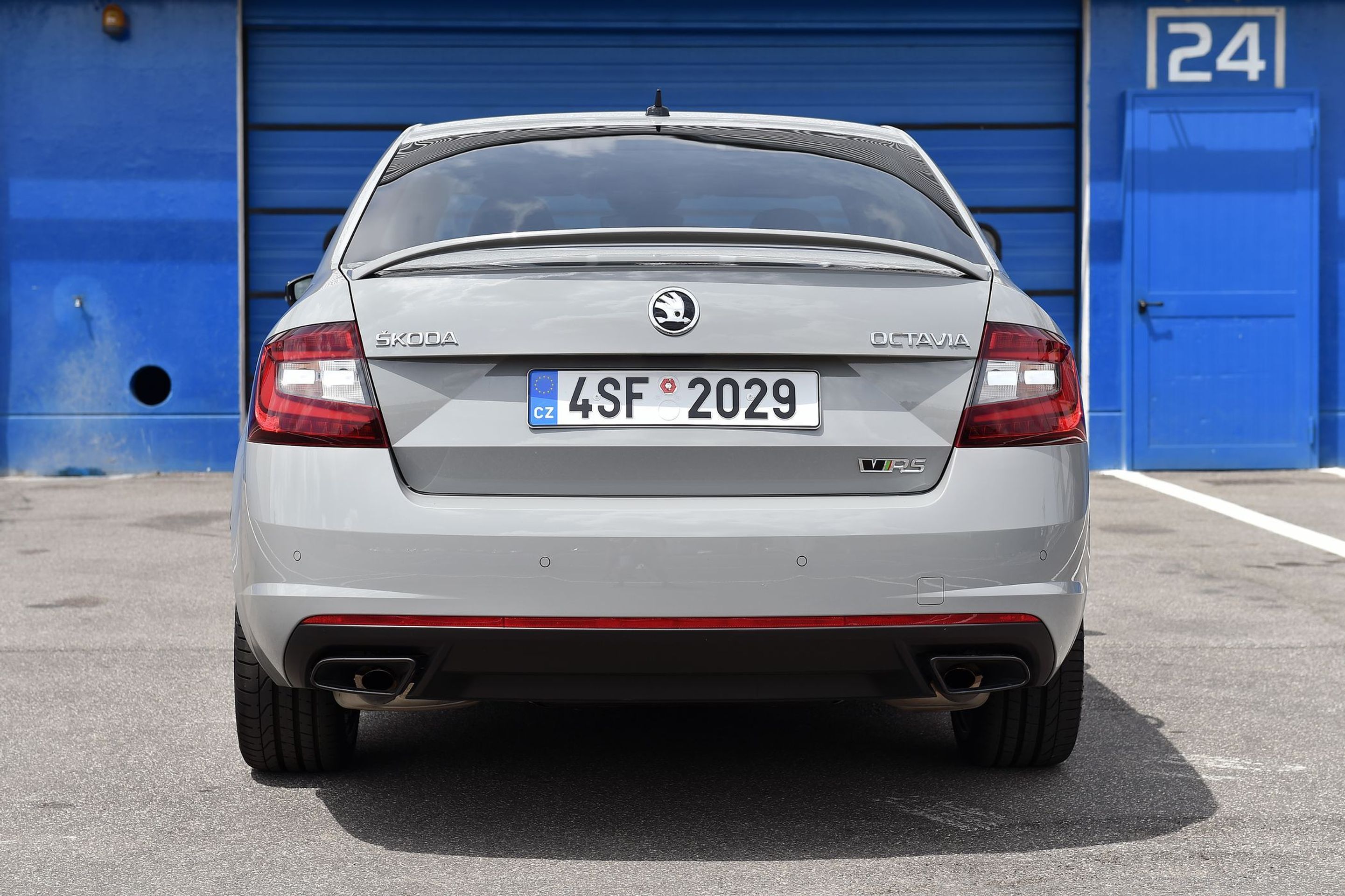 Škoda Octavia RS 245 - 9 - GALERIE: Škoda Octavia RS 245 (4/13)