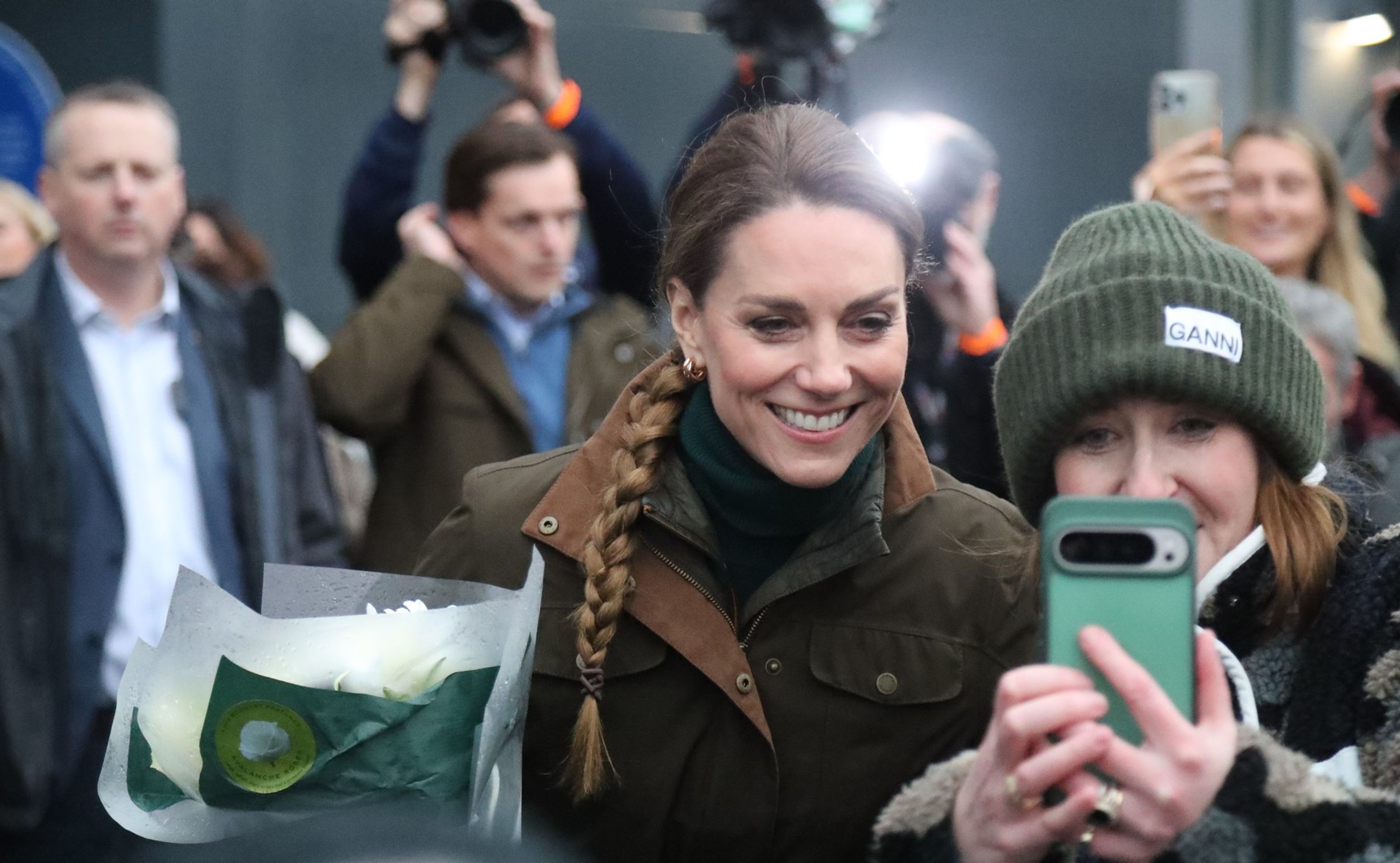 Kate Middleton s vlasy v copu - Kate Middleton s vlasy v copu (3/5)