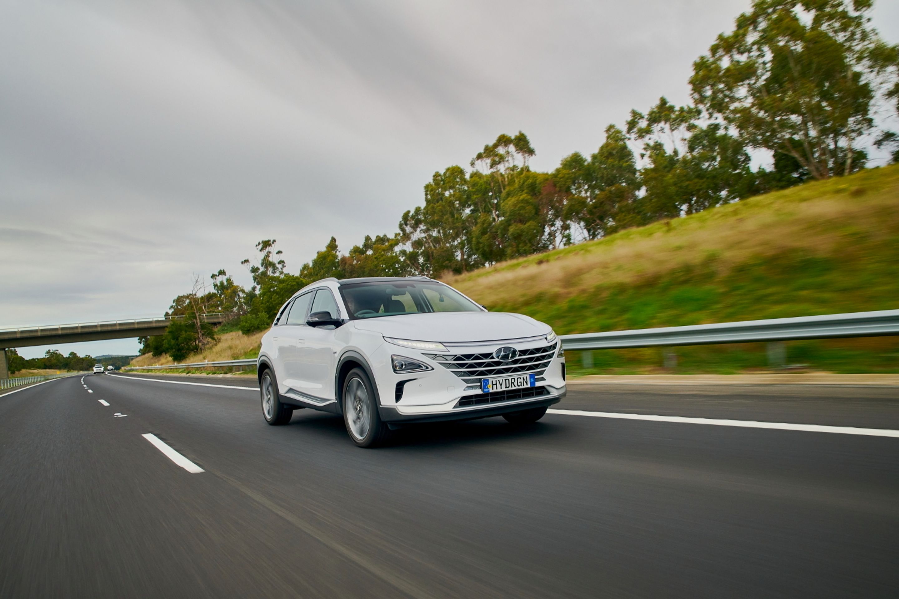 Hyundai Nexo - 20 - Fotogalerie: Vodíkové Nexo překonalo rekord v dojezdu na jednu nádrž (5/18)